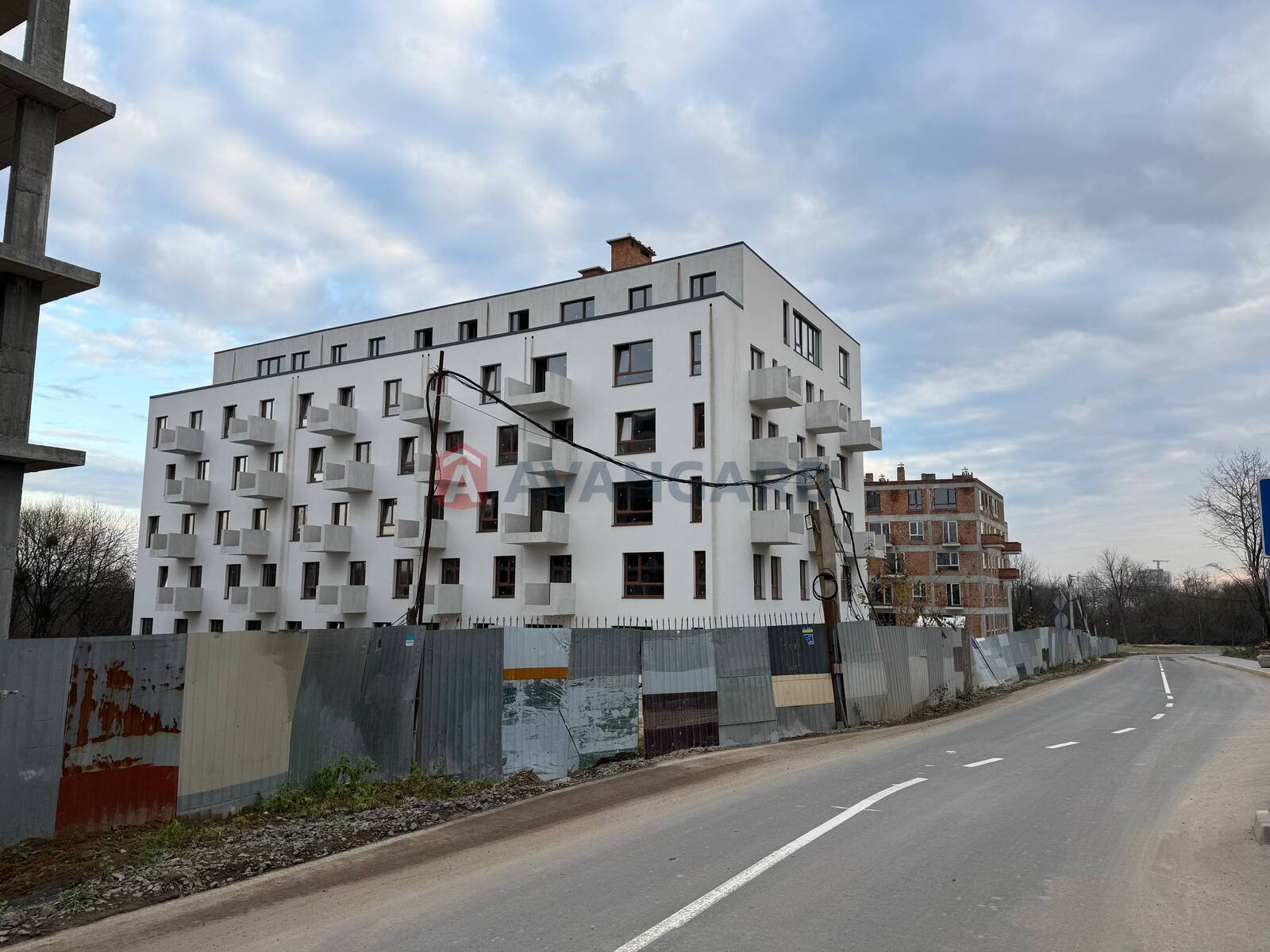 2 ����. ��������, 63,31/22,74/21,55 ��. �., 2/6 ���� ���� 30