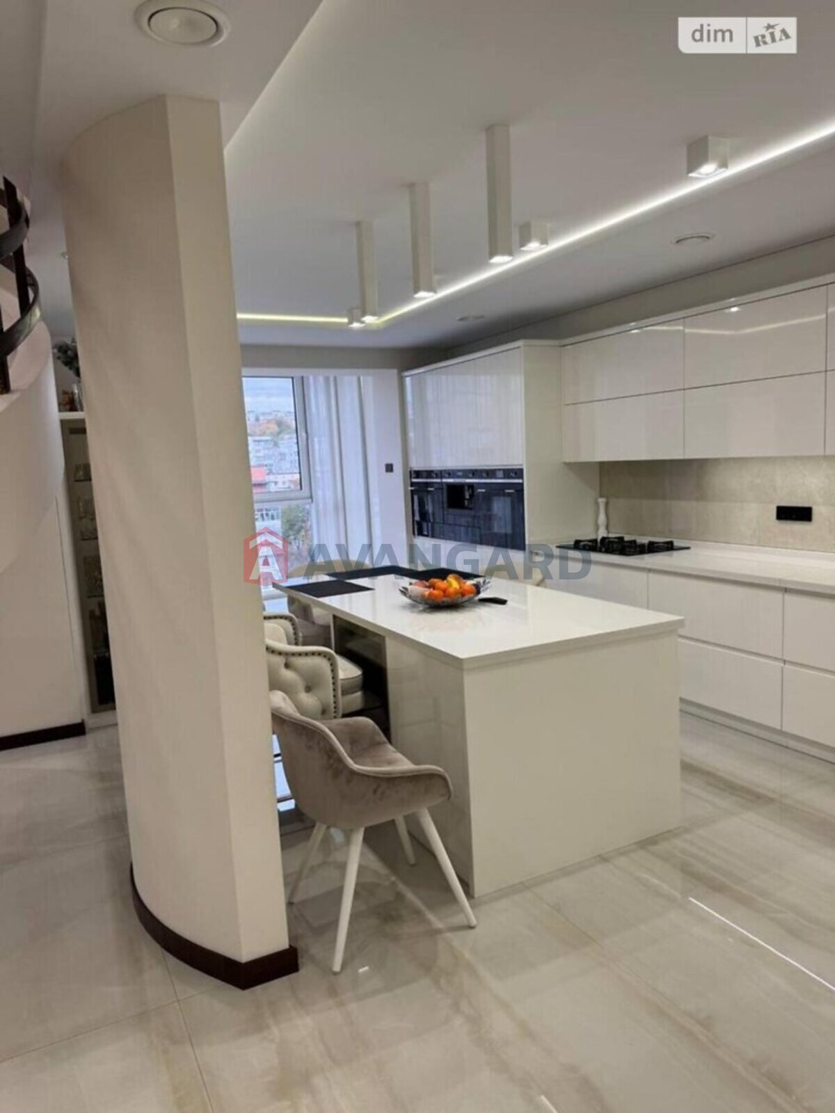 2 ��. ��������, 209/39/- ��. �., 9/10 ������ ���� 9