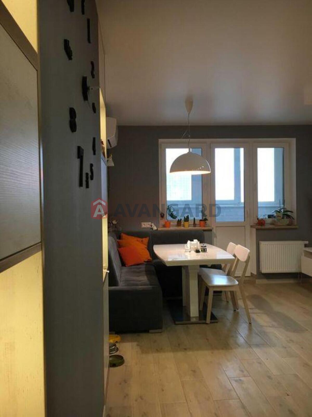 2 ��. ��������, 95/-/19 ��. �., 11/24 ������ ���� 6