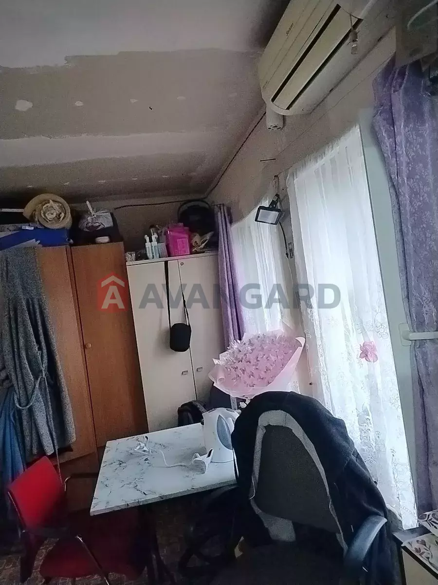 2 ����. ��������, 43/-/15 ��. �., 1/2 ���� ���� 8