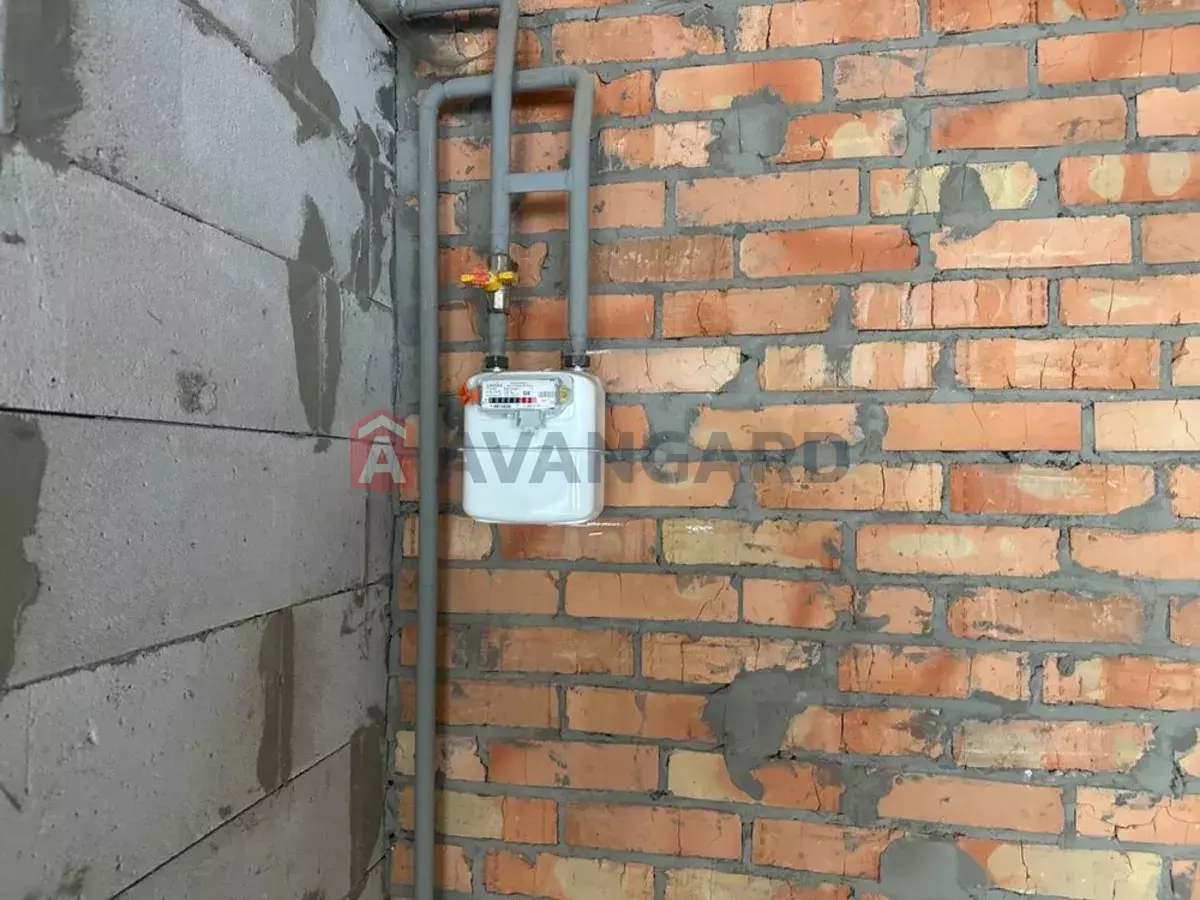 3 ��. ��������, 107/-/45 ��. �., 1/5 ������ ���� 12