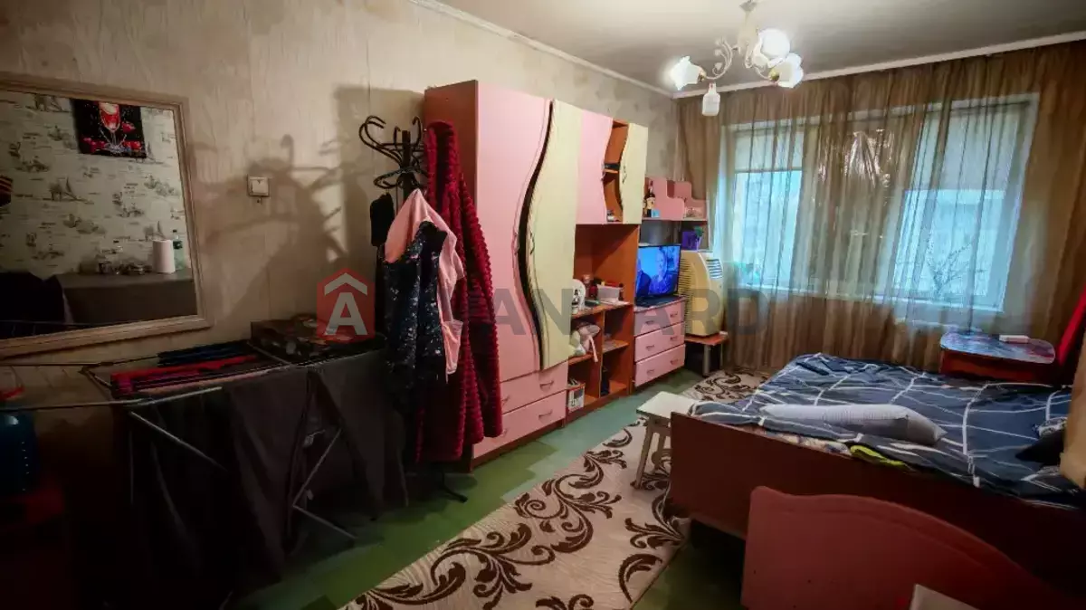 1 ��. ��������, 22/18/- ��. �., 5/9 ������ ���� 6