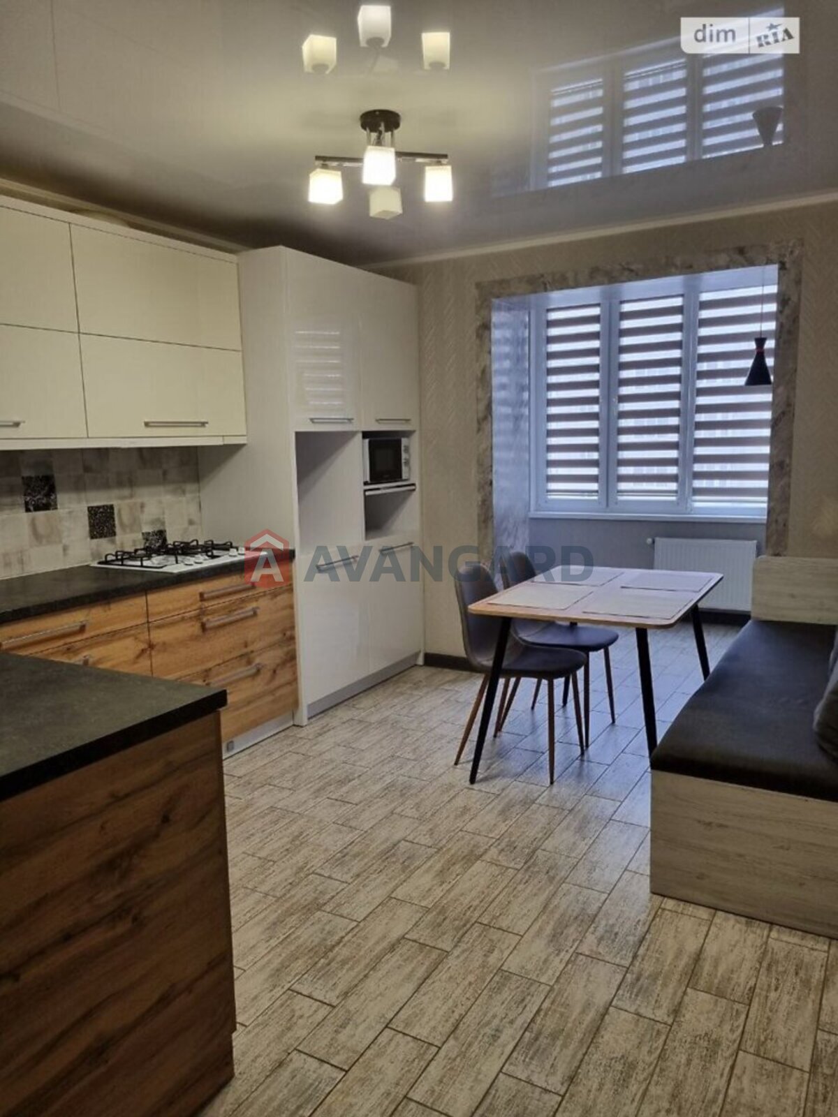 1 ����. ��������, 41/15/10 ��. �., 9/10 ���� ���� 2