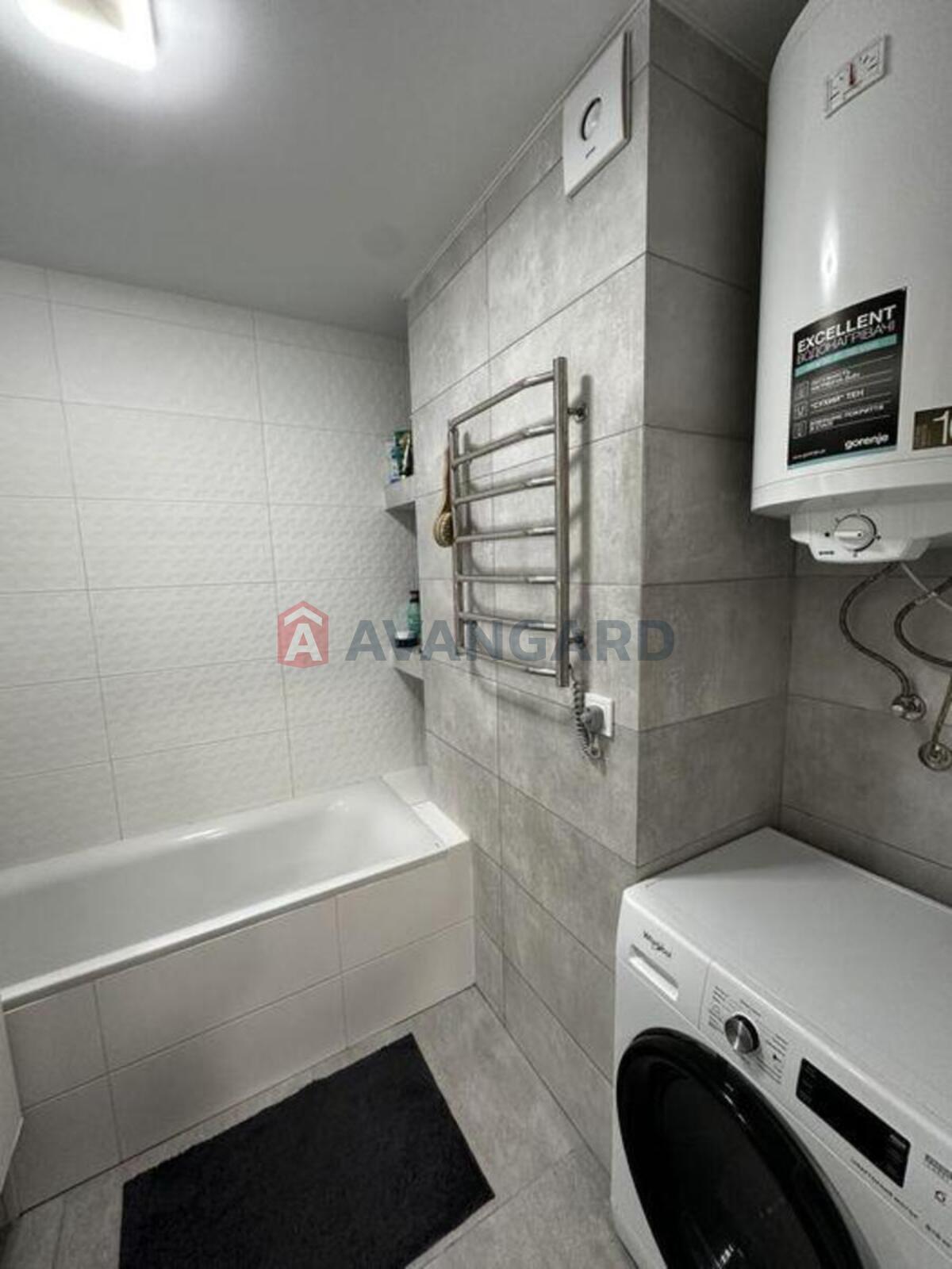 2 . , 56/-/10 . ., 2/6   24