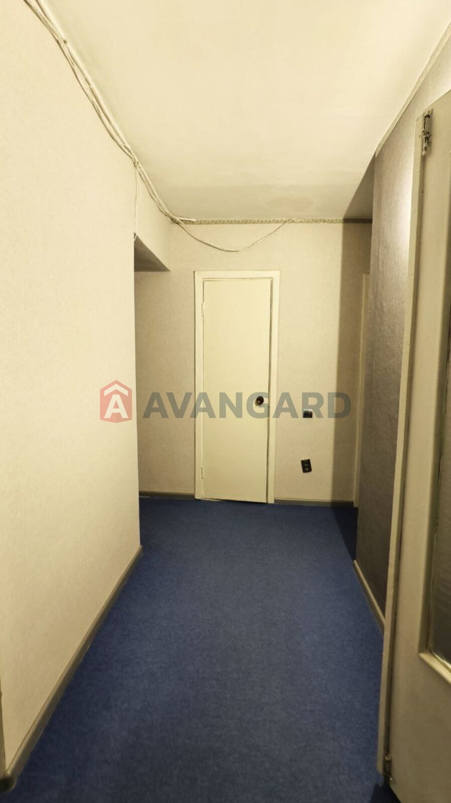 4 ��. ��������, 74/45/8,4 ��. �., 8/9 ������ ���� 13