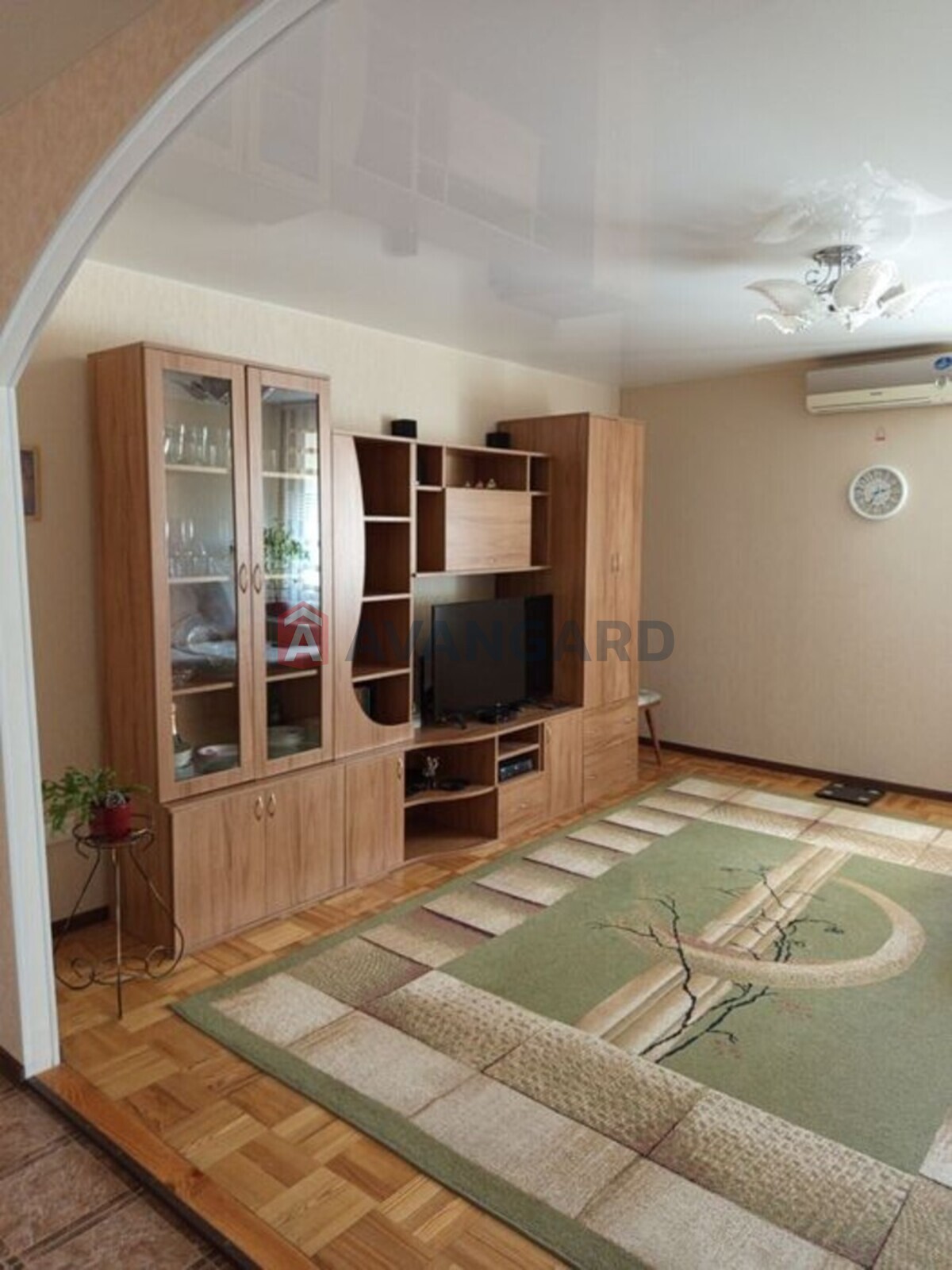 3 . , 68/-/9 . ., 6/9   4