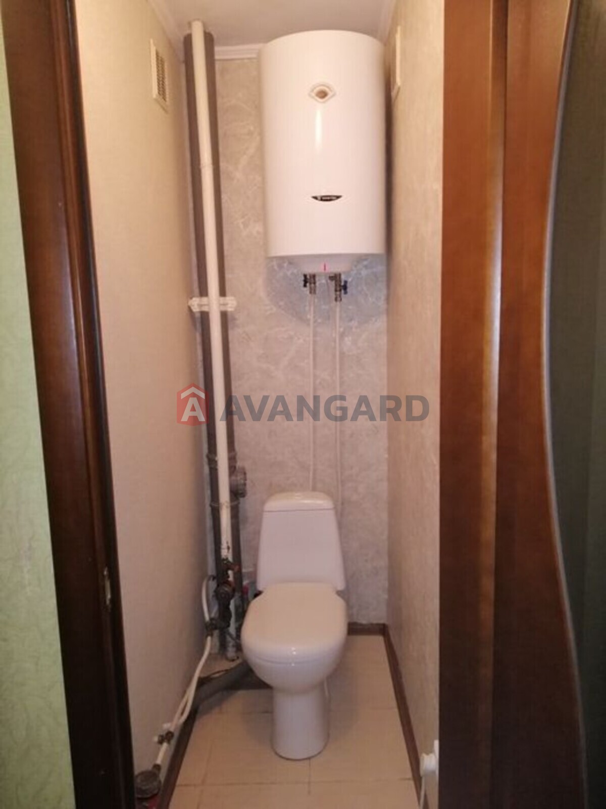 3 ����. ��������, 61/-/8 ��. �., 1/10 ���� ���� 6