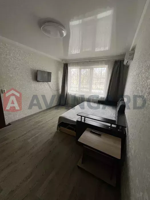 1 ����. ��������, 28,5/15/5 ��. �., 1/5 ���� ���� 8