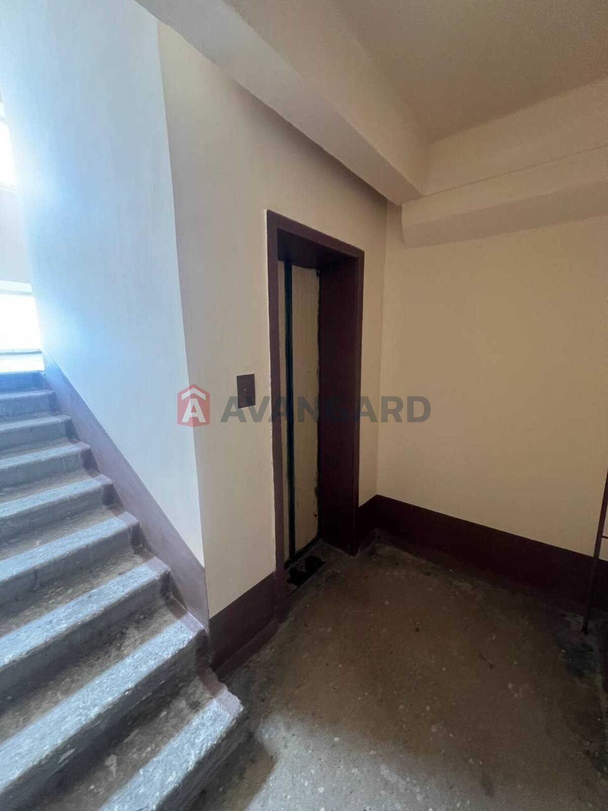 3 ����. ��������, 72/-/7 ��. �., 7/9 ���� ���� 15