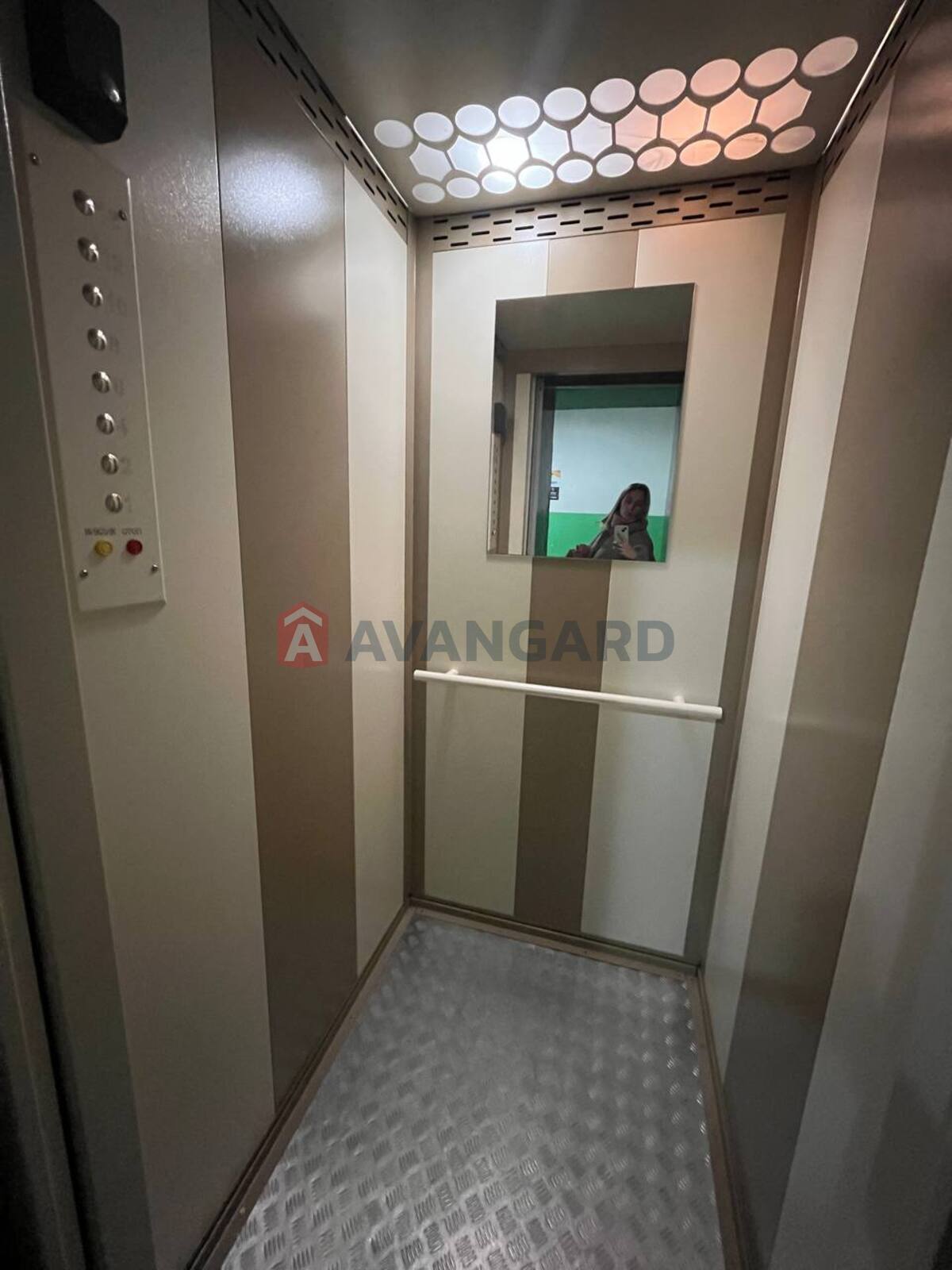 1 ��. ��������, 45/35/9 ��. �., 4/13 ������ ���� 7