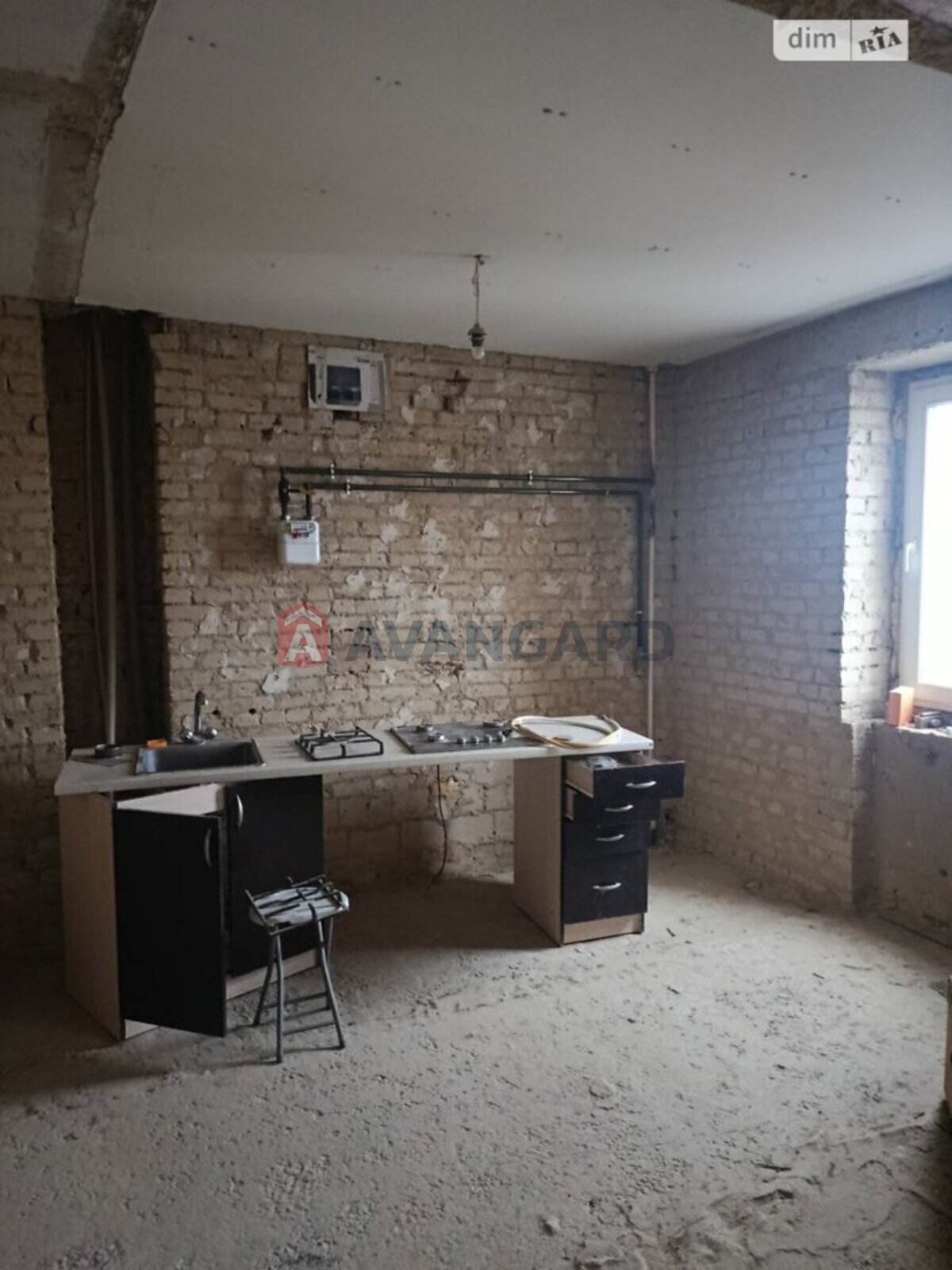 4 ��. ��������, 78/-/11.4 ��. �., 9/10 ������ ���� 2