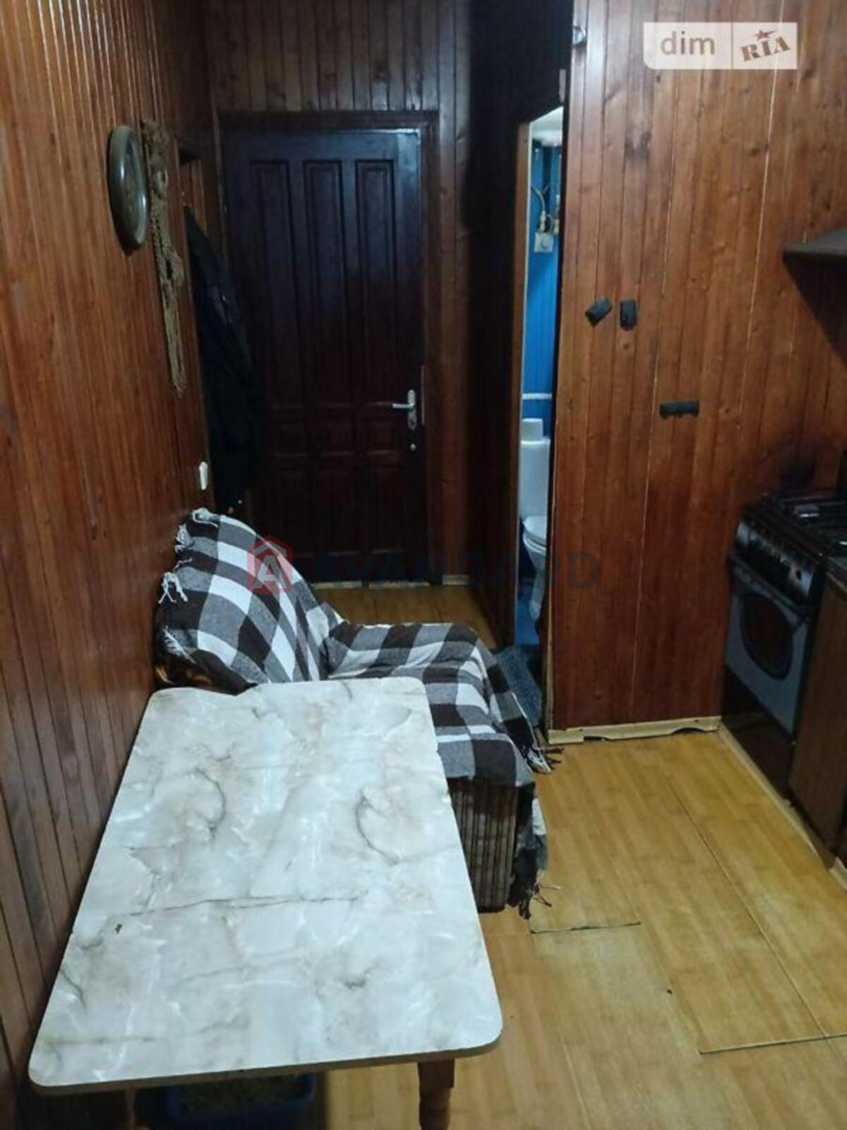 1 ����. ��������, 25/15/10 ��. �., 2/2 ���� ���� 3