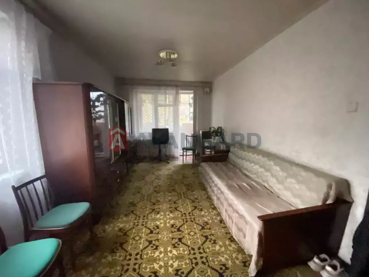 3 . , 58/-/9 . ., 4/9   7