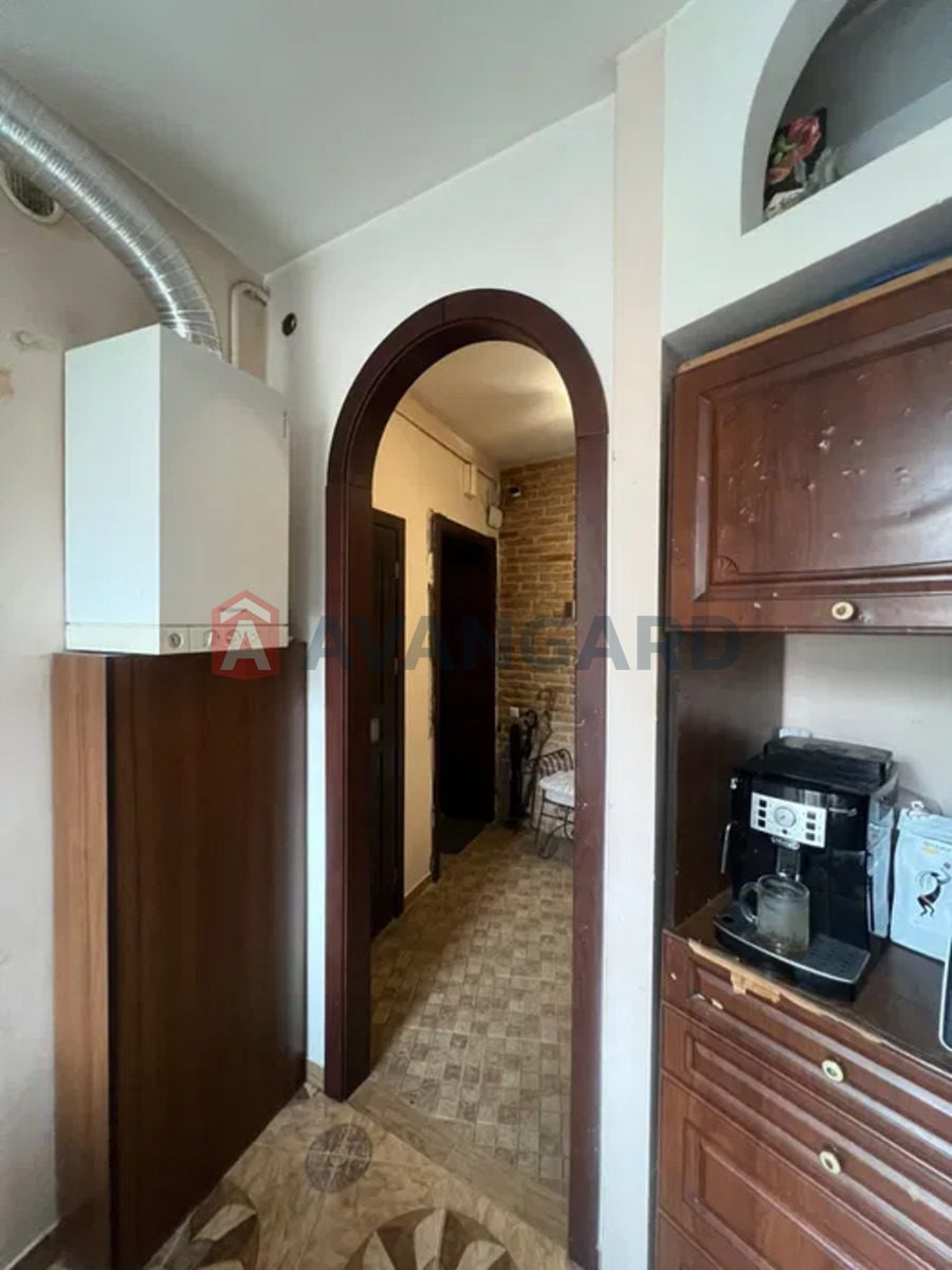 1 ����. ��������, 60/-/9 ��. �., 2/4 ���� ���� 5