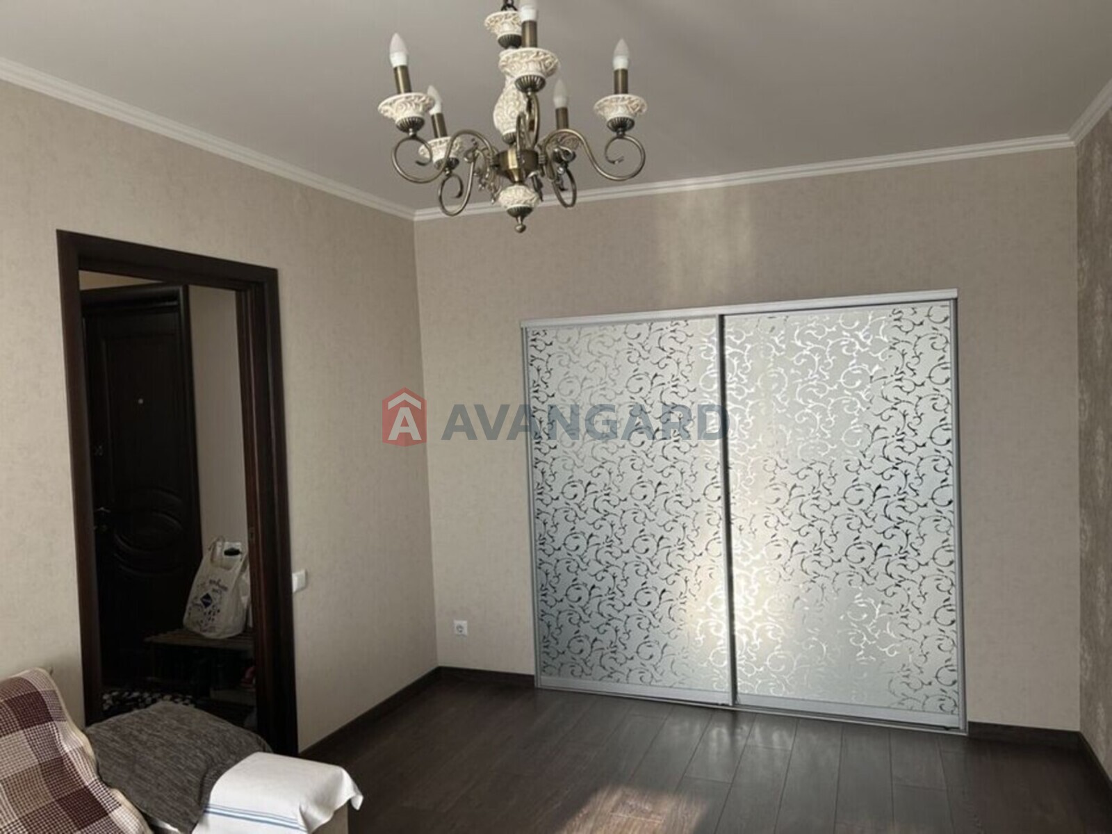 3 ��. ��������, 66/-/9 ��. �., 7/9 ������ ���� 2