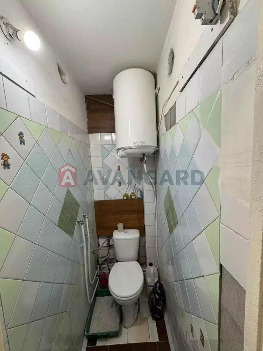 3 ��. ��������, 67/-/10 ��. �., 4/9 ������ ���� 11