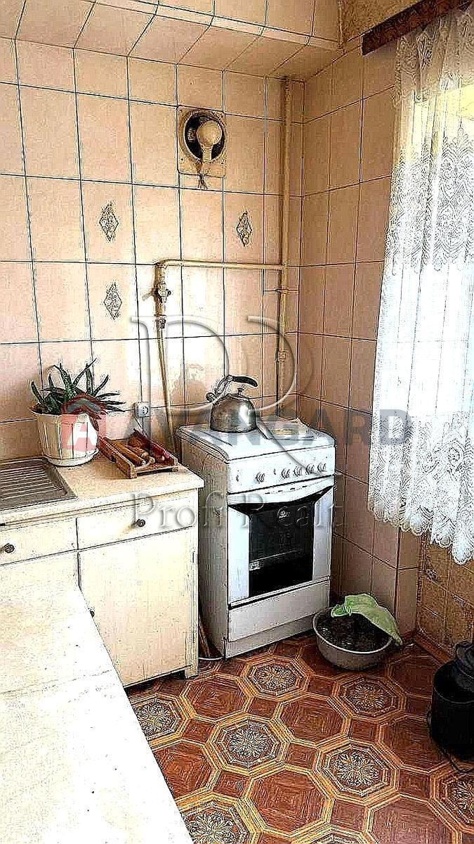 2 ����. ��������, 47 / 30 / 8 ��. �., 4/5 ���� ���� 4