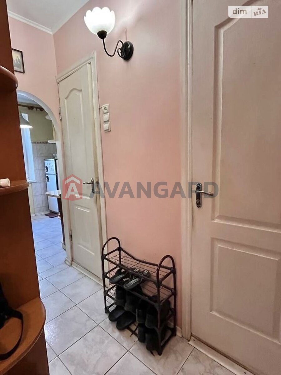 3 ��. ��������, 70/-/- ��. �., 2/9 ������ ���� 7