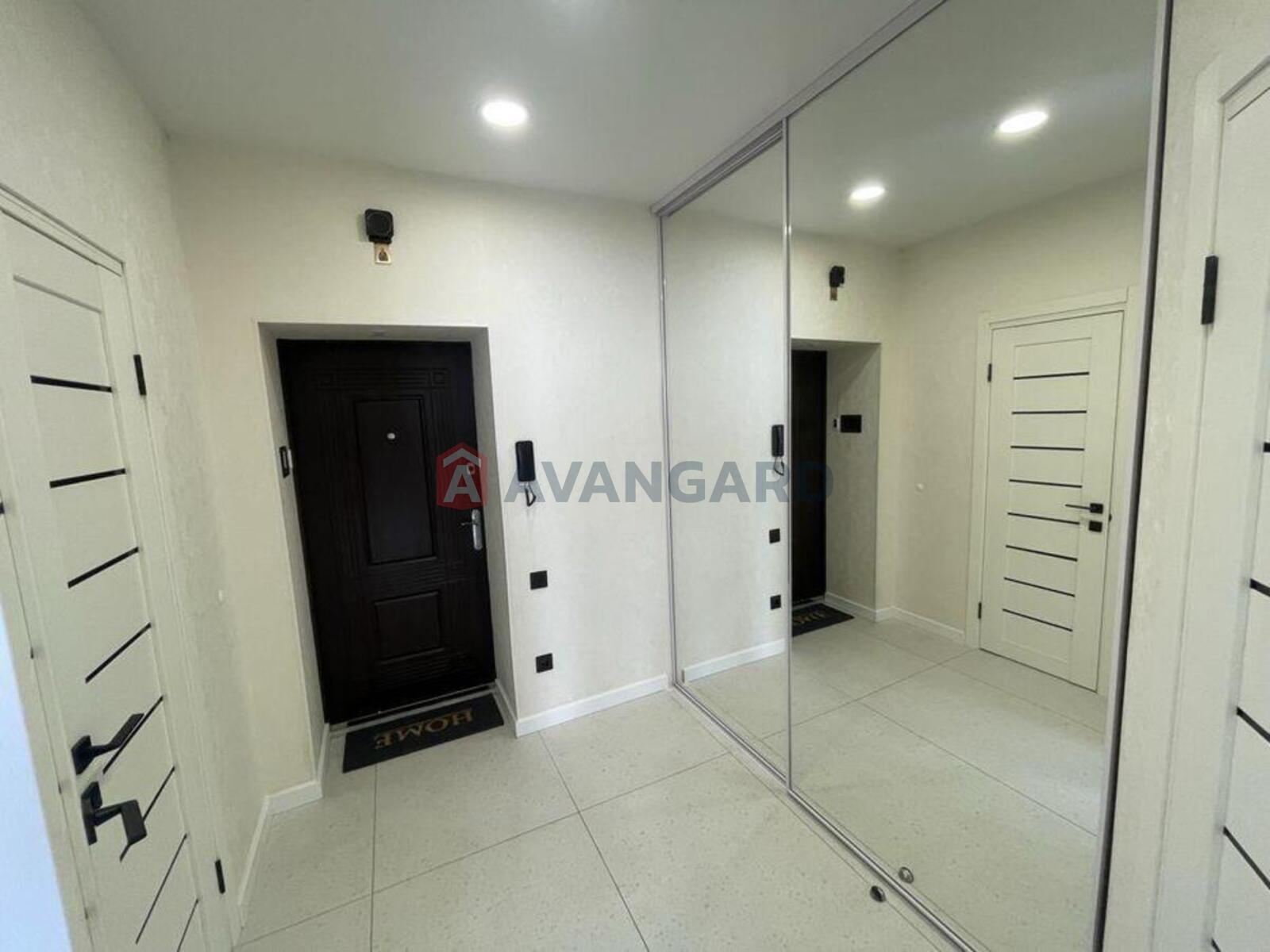 1 ����. ��������, 41/-/14 ��. �., 3/10 ���� ���� 9