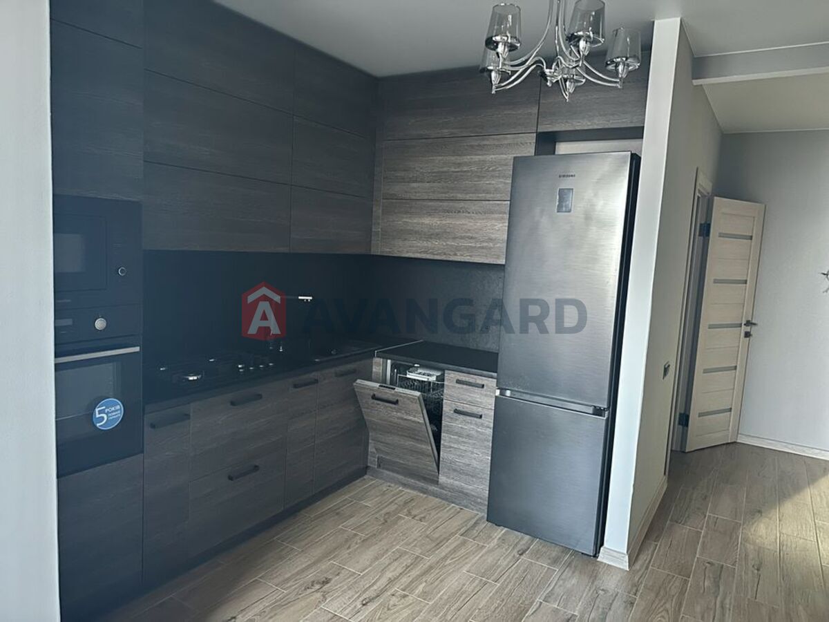 1 ��. ��������, 41/-/15 ��. �., 10/10 ������ ���� 6