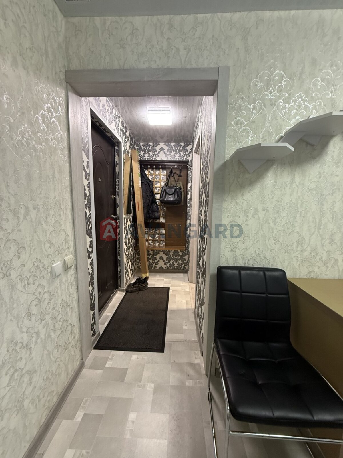 2 ��. ��������, 38/-/7 ��. �., 1/2 ������ ���� 12