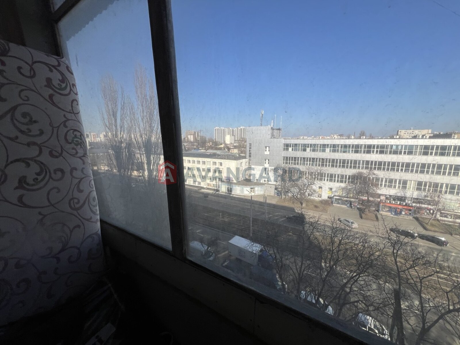 2 ��. ��������, 49/30/9 ��. �., 8/9 ������ ���� 11