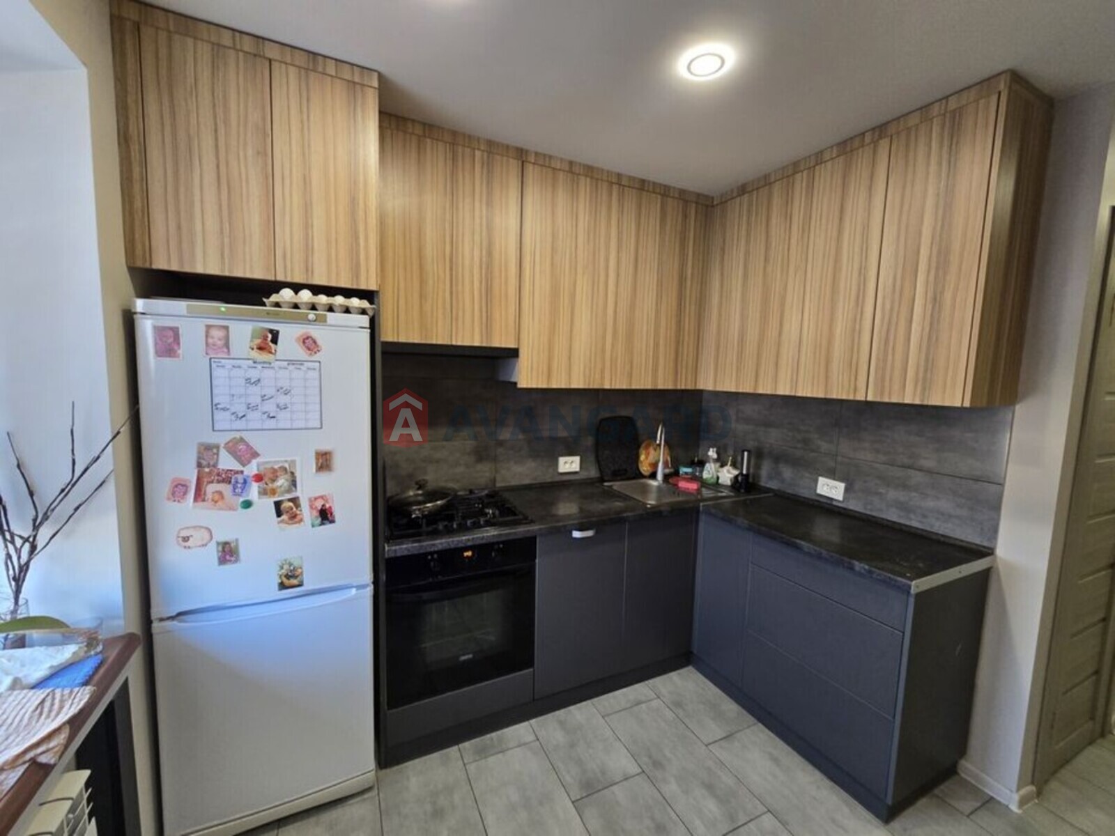 2 ��. ��������, 50/-/8 ��. �., 8/9 ������ ���� 11