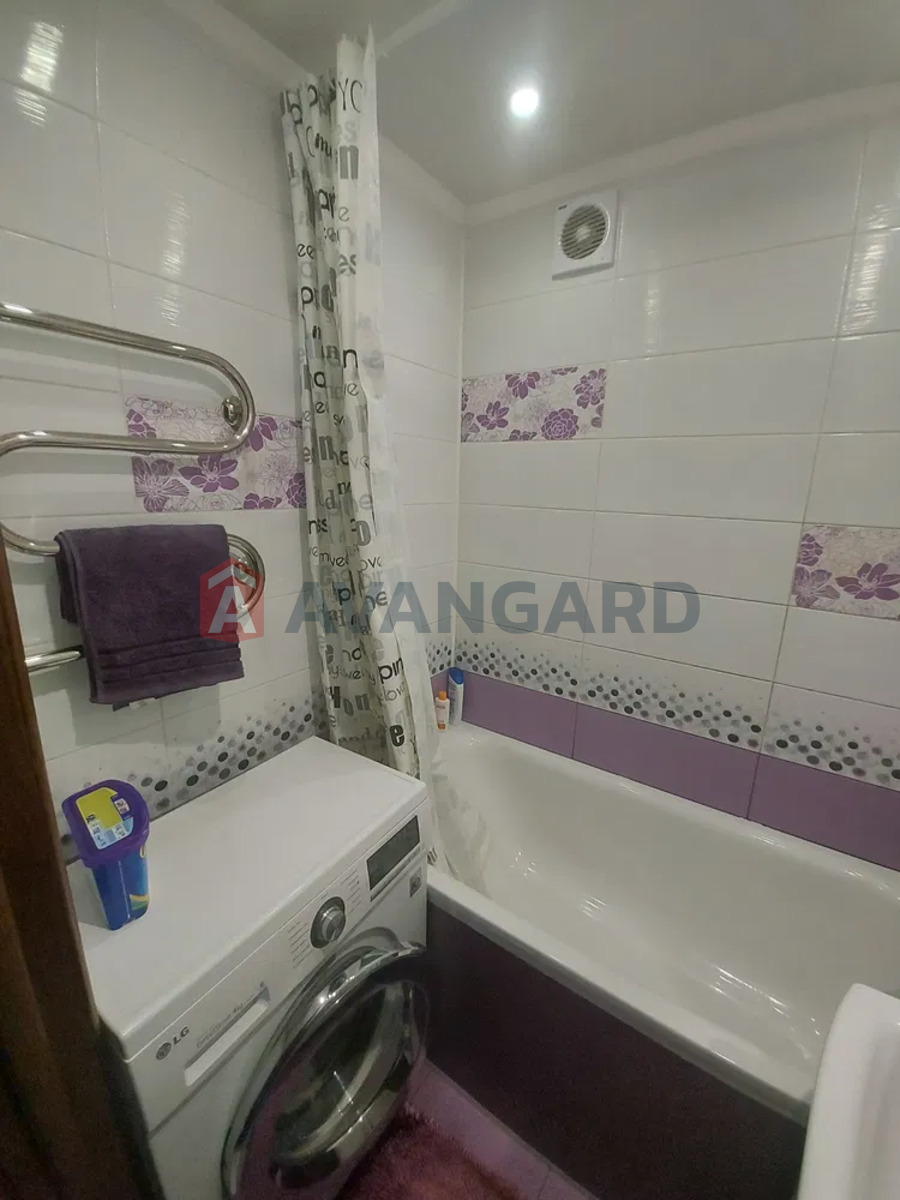 3 ��. ��������, 68/-/9 ��. �., 9/9 ������ ���� 21