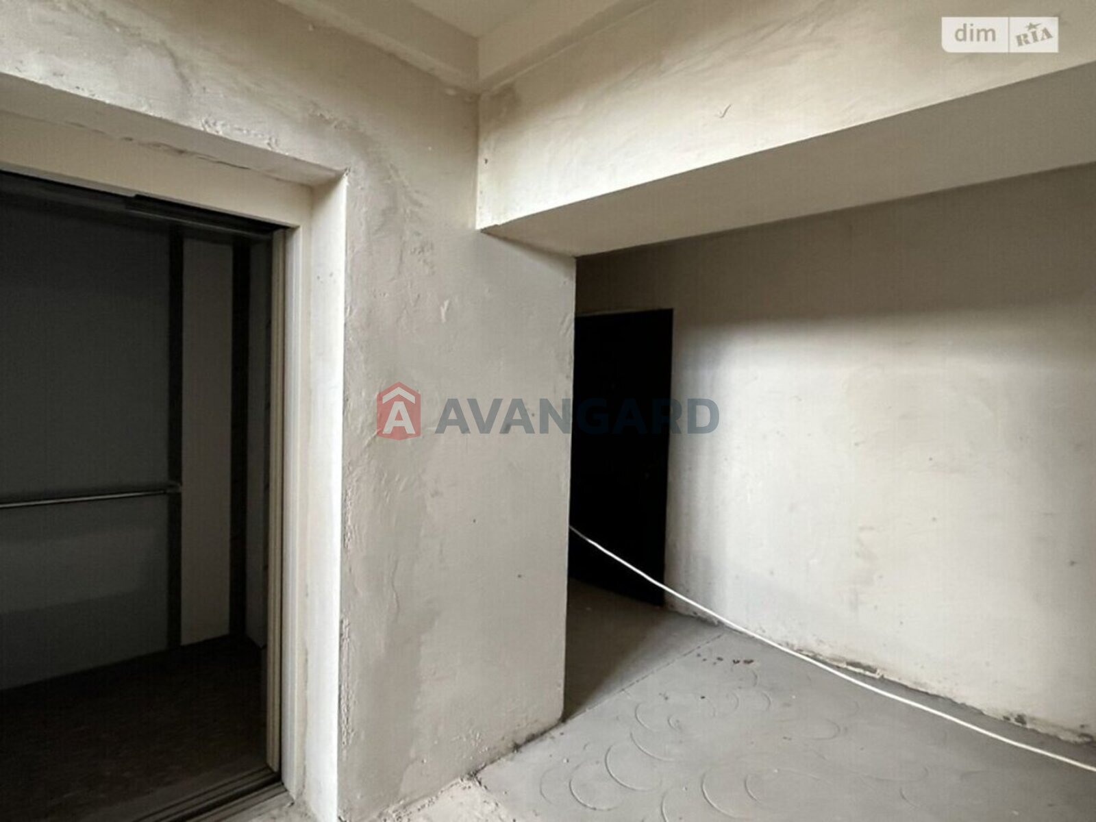 3 ��. ��������, 88/-/- ��. �., 4/10 ������ ���� 9