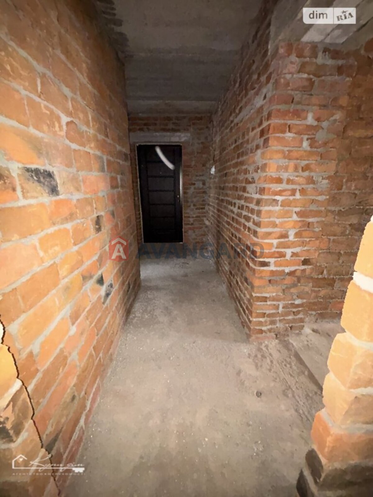 2 ��. ��������, 67/46/12 ��. �., 6/10 ������ ���� 5