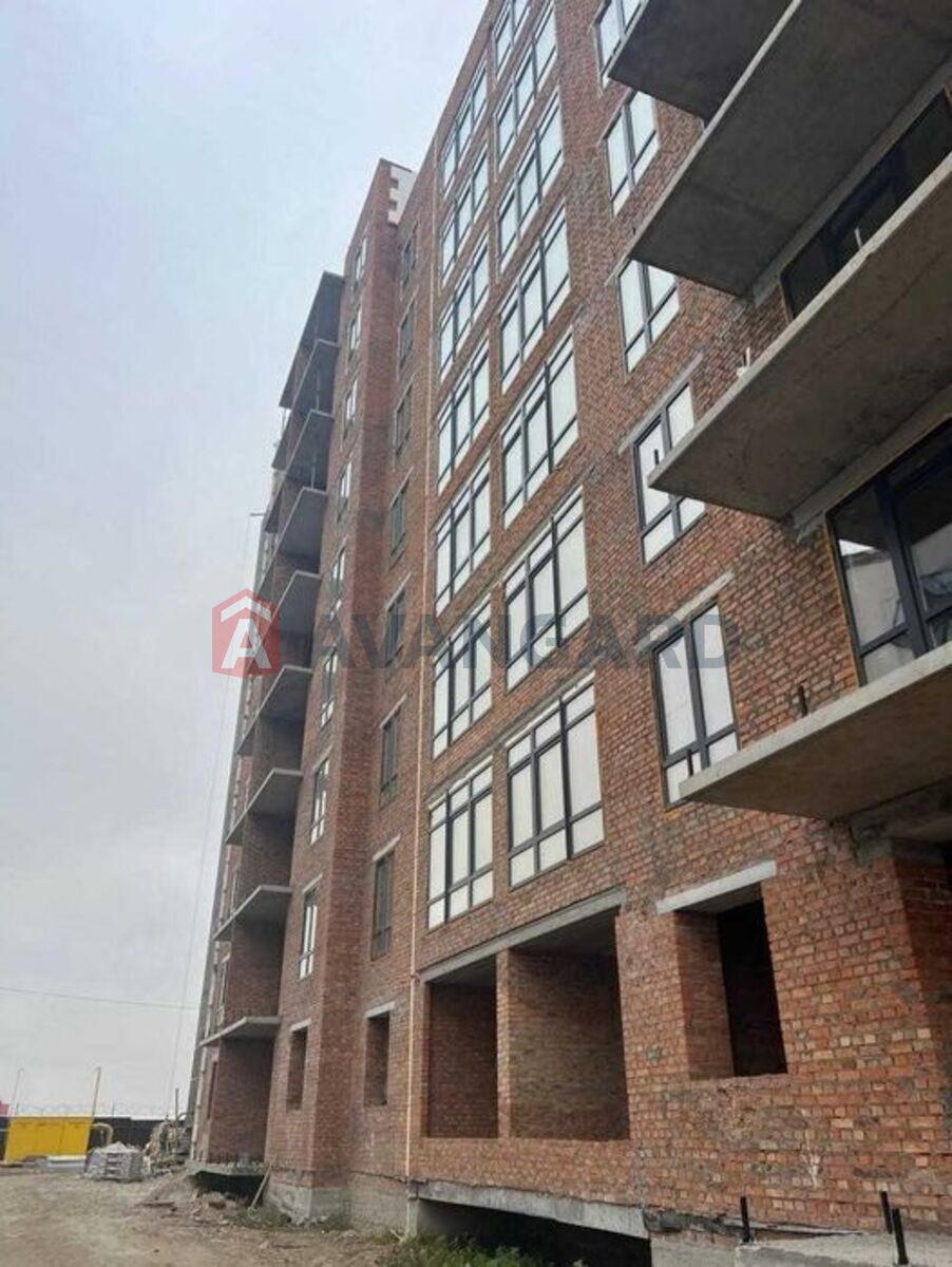 2 ��. ��������, 58/-/12 ��. �., 9/9 ������ ���� 8