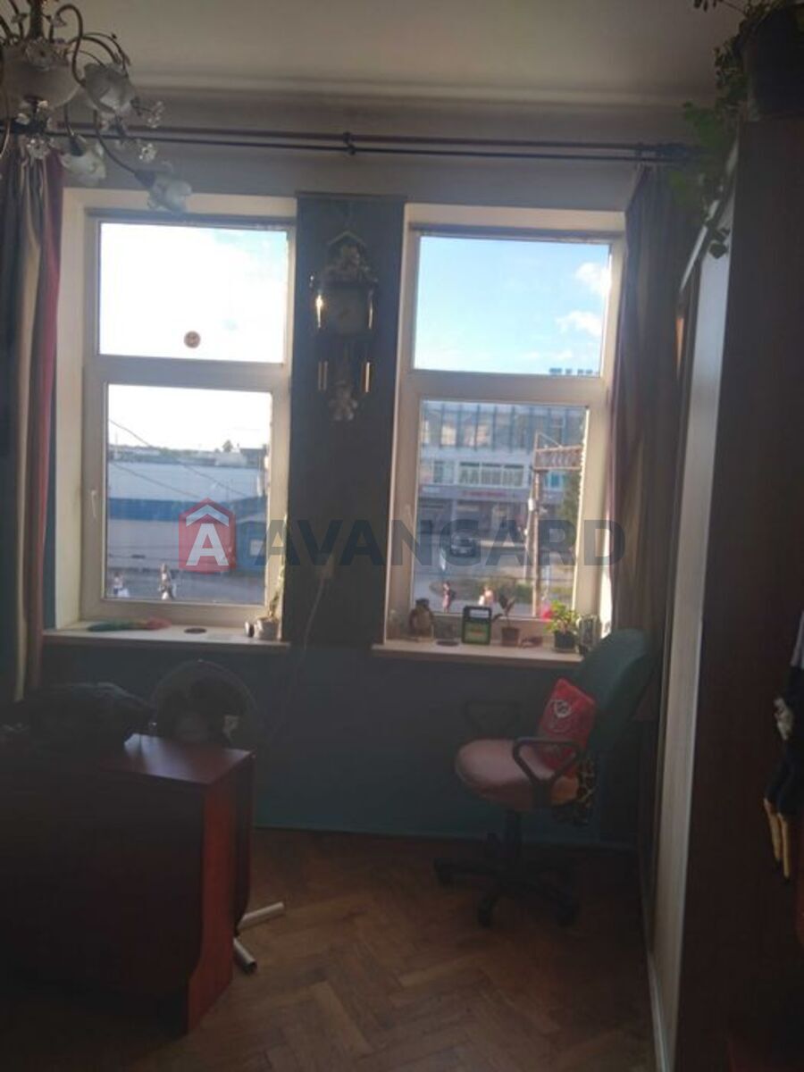 1 ��. ��������, 23/-/5 ��. �., 2/2 ������ ���� 3