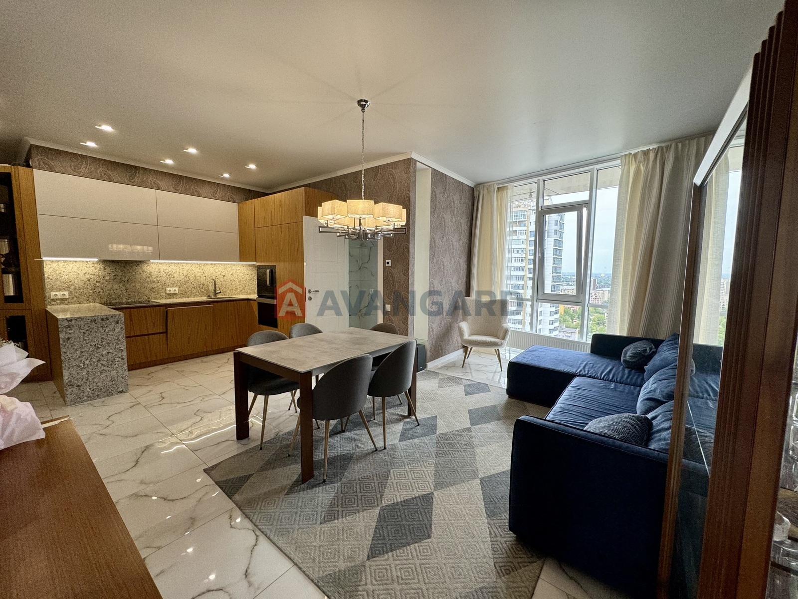 4 ��. ��������, 114/100/25 ��. �., 15/17 ������ ���� 2