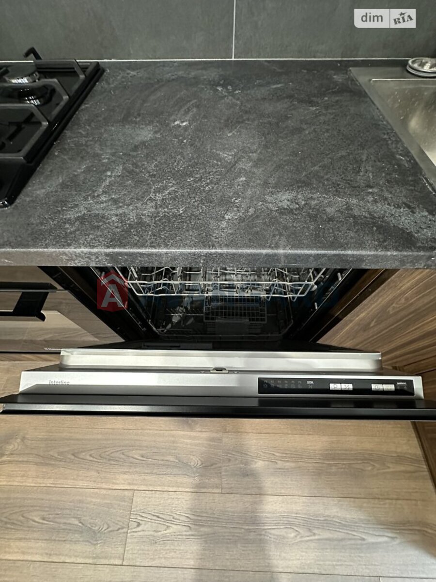 1 ��. ��������, 44/-/18 ��. �., 9/9 ������ ���� 9