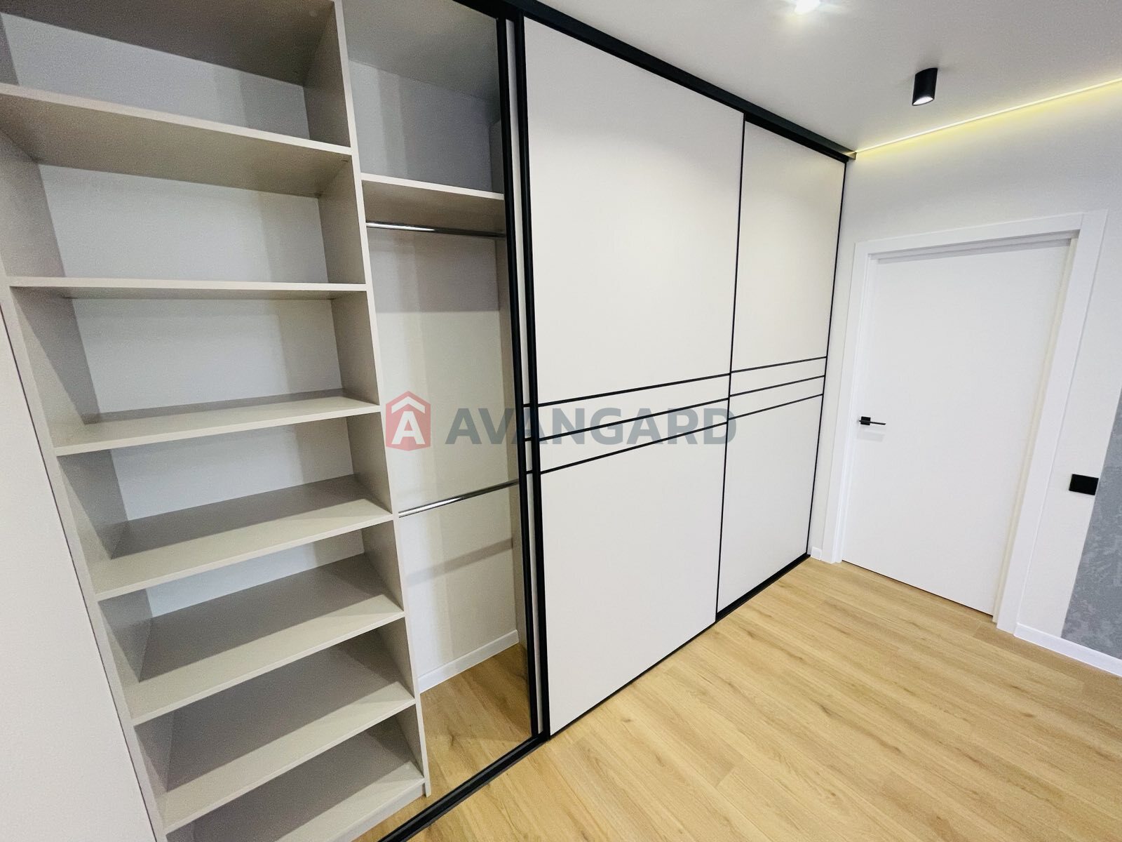 2 . , 80/-/12 . ., 8/17   16