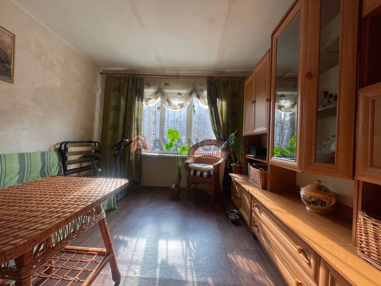 1 ����. ��������, 30,7/19,1/5,8 ��. �., 1/9 ���� ���� 1