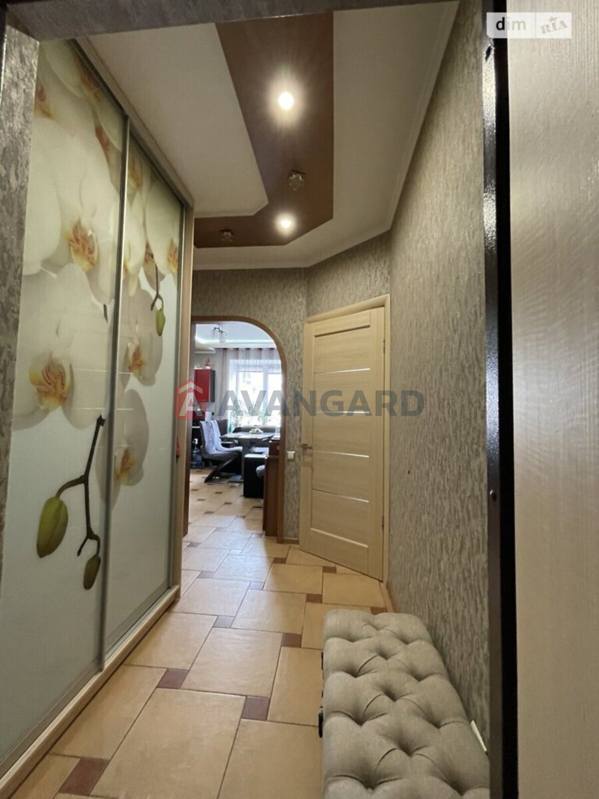 1 ��. ��������, 45/19/15 ��. �., 8/12 ������ ���� 13