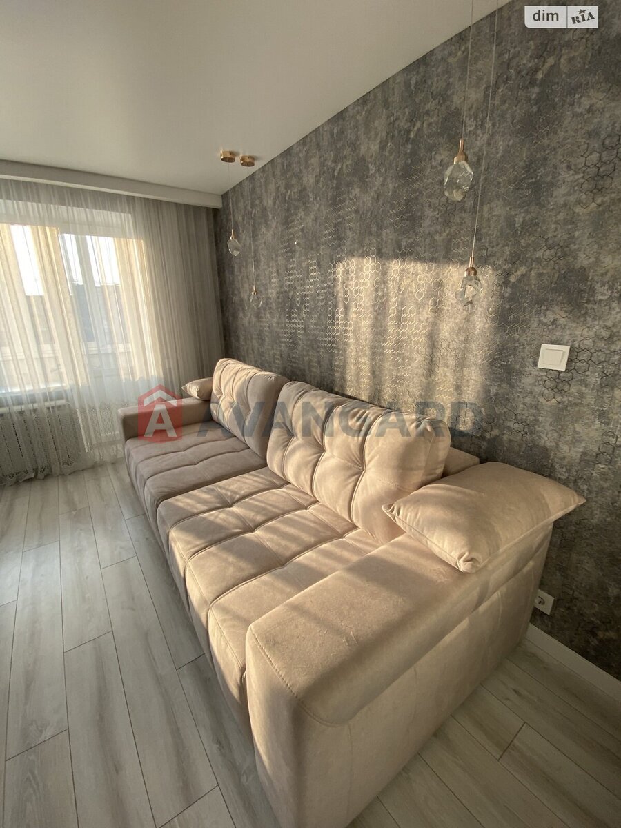 1 . , 38/-/- . ., 9/9   5