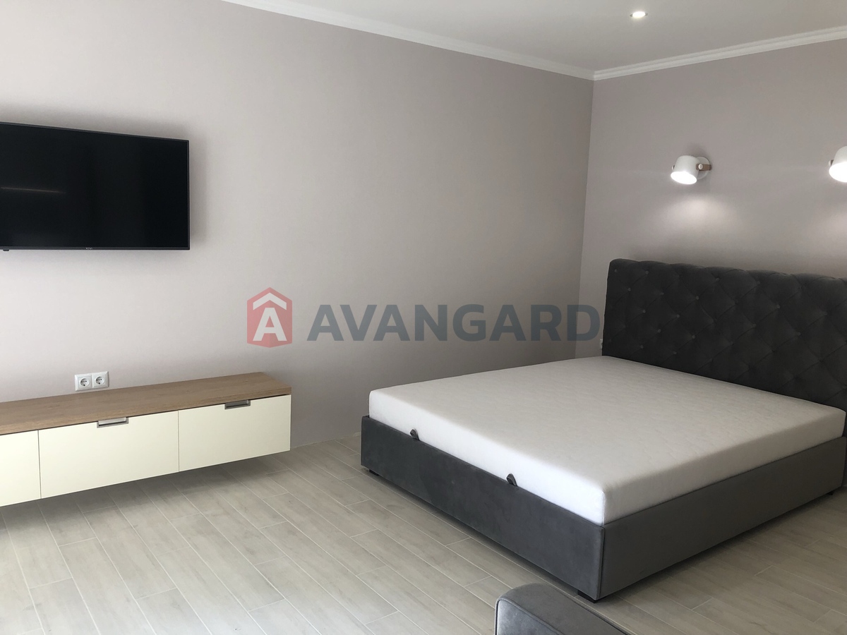 1 ��. ��������, 45/23/11 ��. �., 4/12 ������ ���� 6