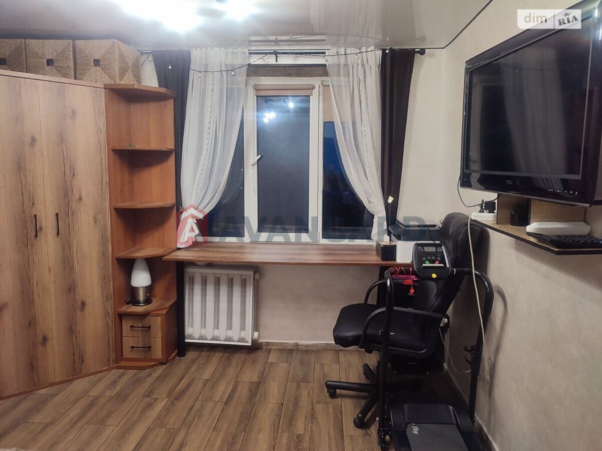 2 ��. ��������, 47/-/- ��. �., 6/8 ������ ���� 8