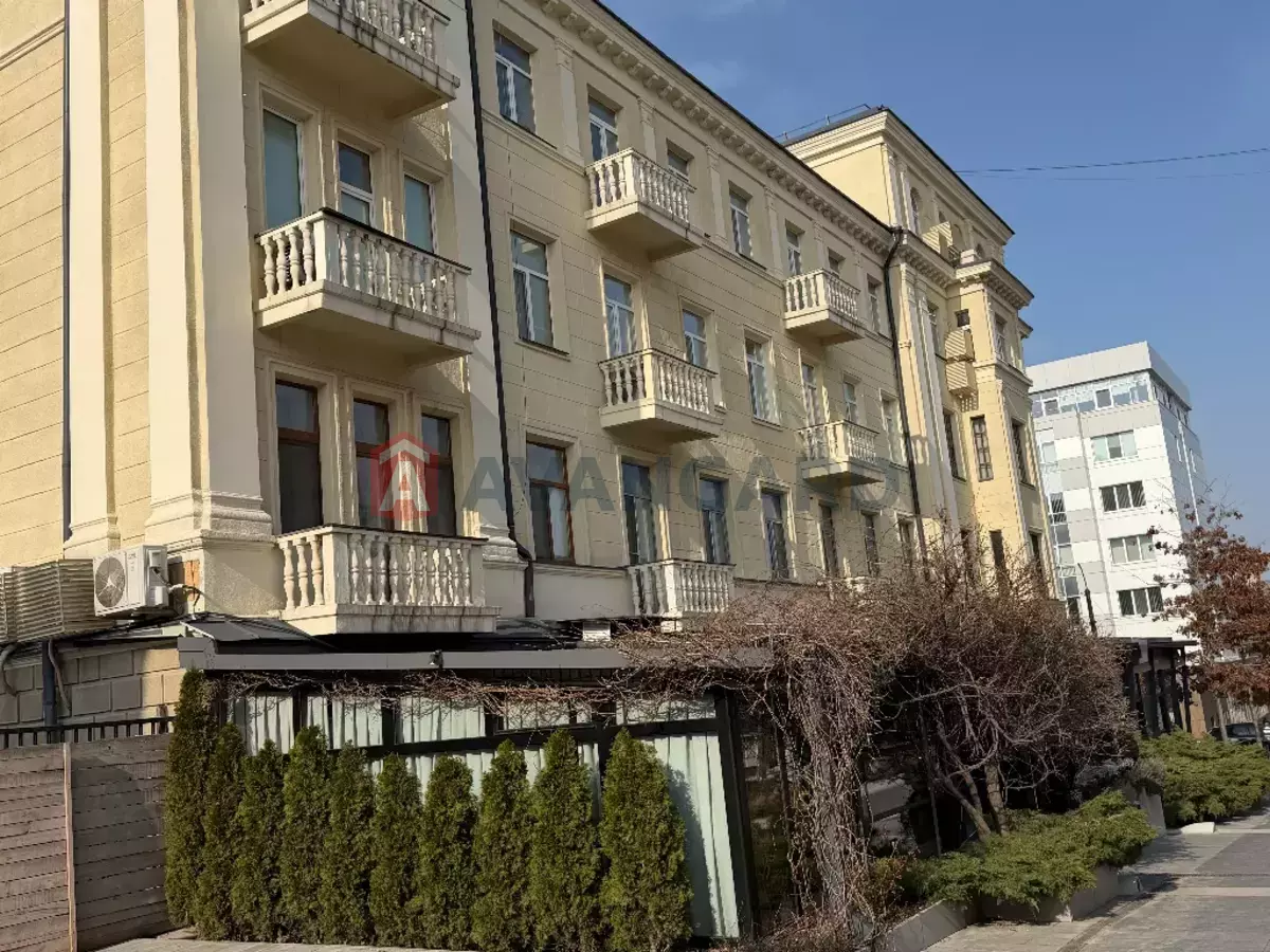 3 ��. ��������, 77/-/- ��. �., 2/4 ������ ���� 2