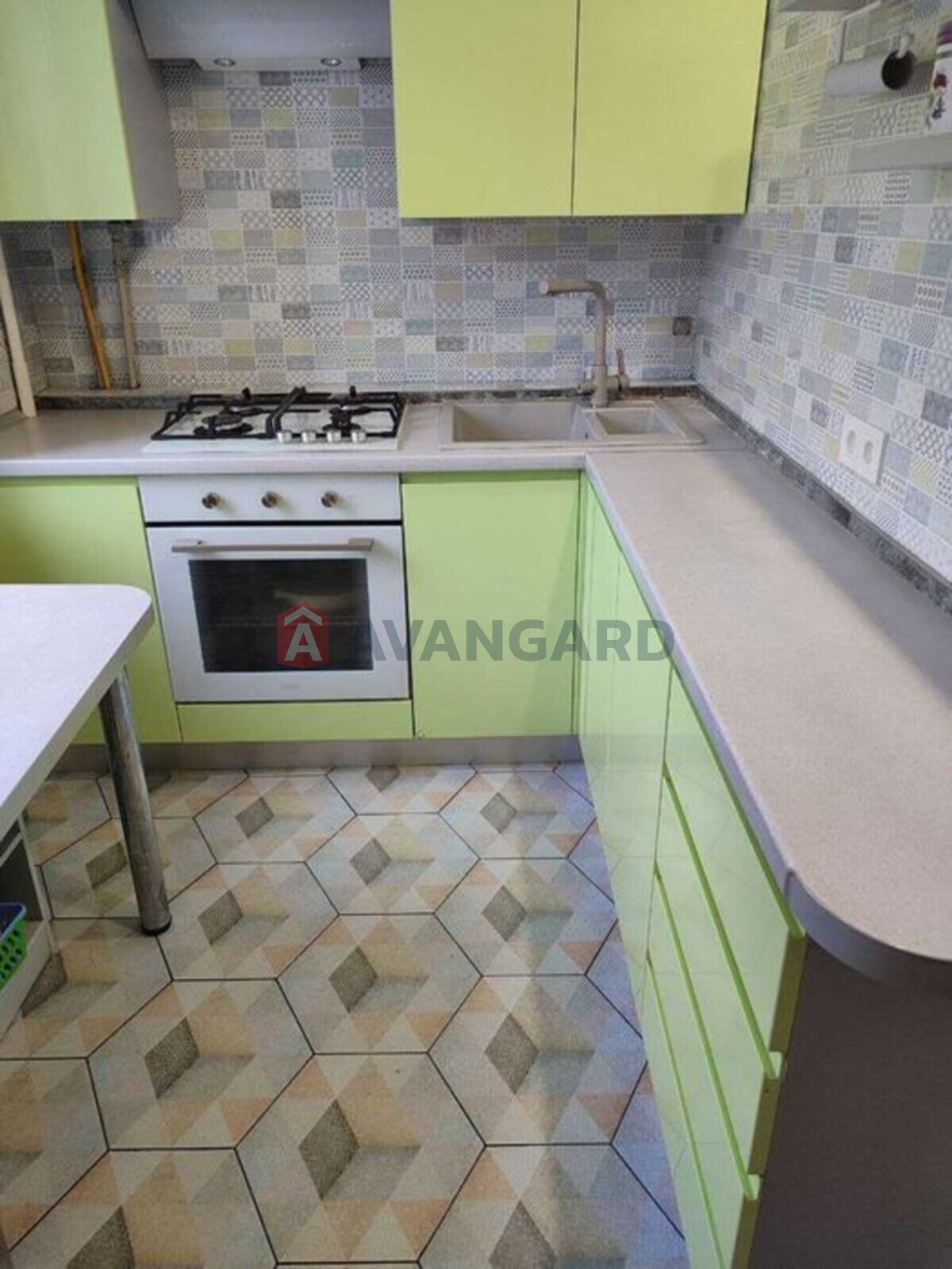 3 ��. ��������, 53/-/5 ��. �., 3/5 ������ ���� 5