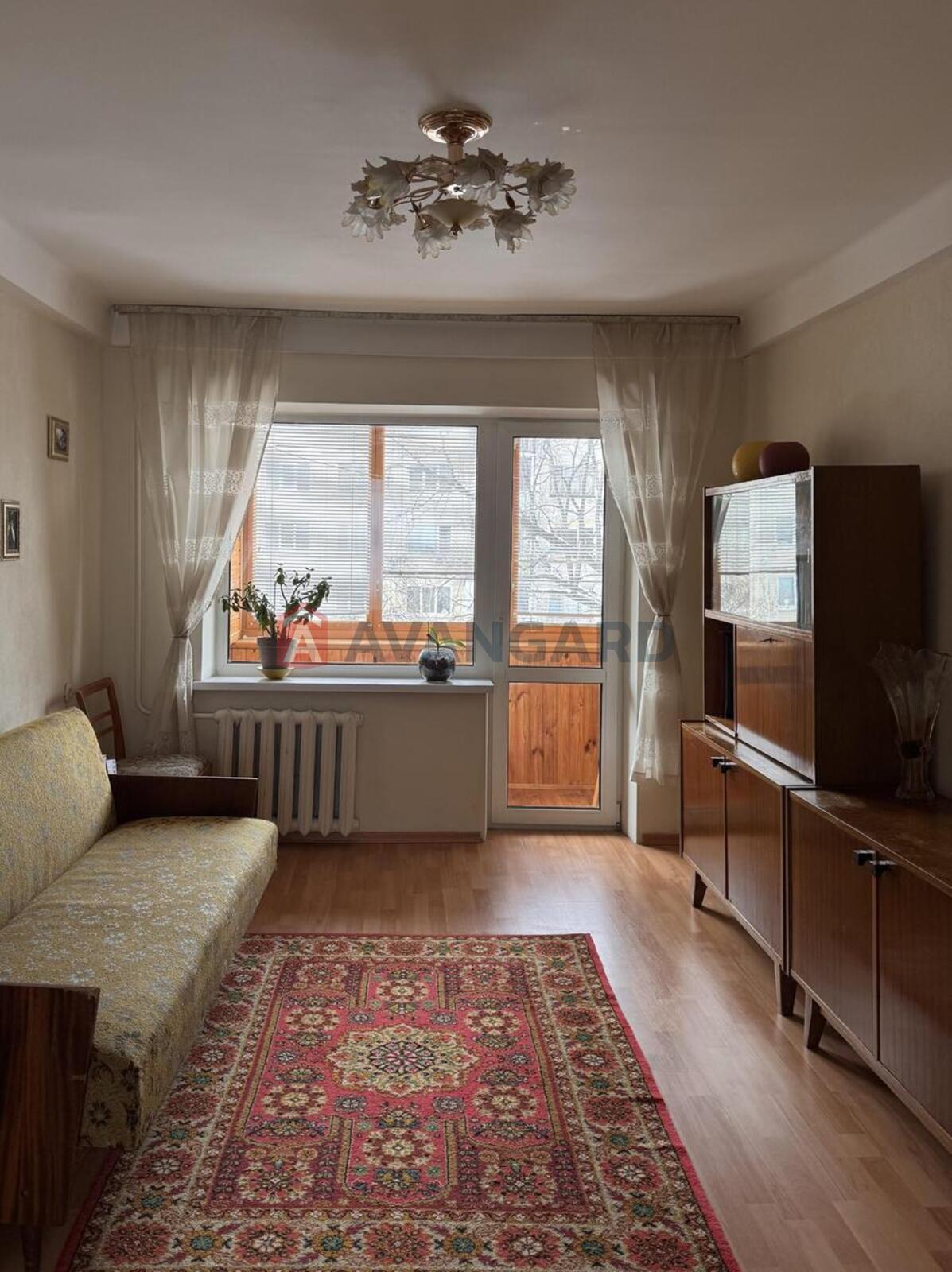 2 ��. ��������, 45/-/7 ��. �., 3/5 ������ ���� 3