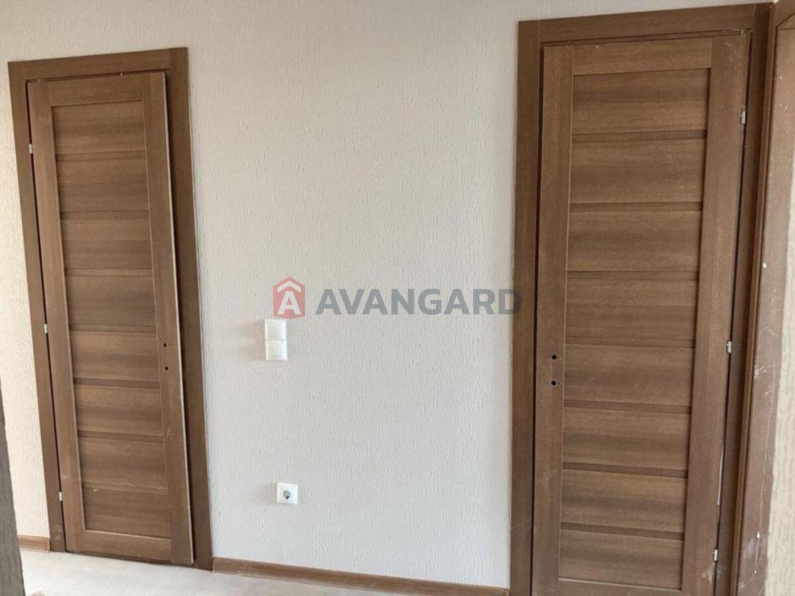 2 ��. ��������, 72/-/18 ��. �., 11/24 ������ ���� 10