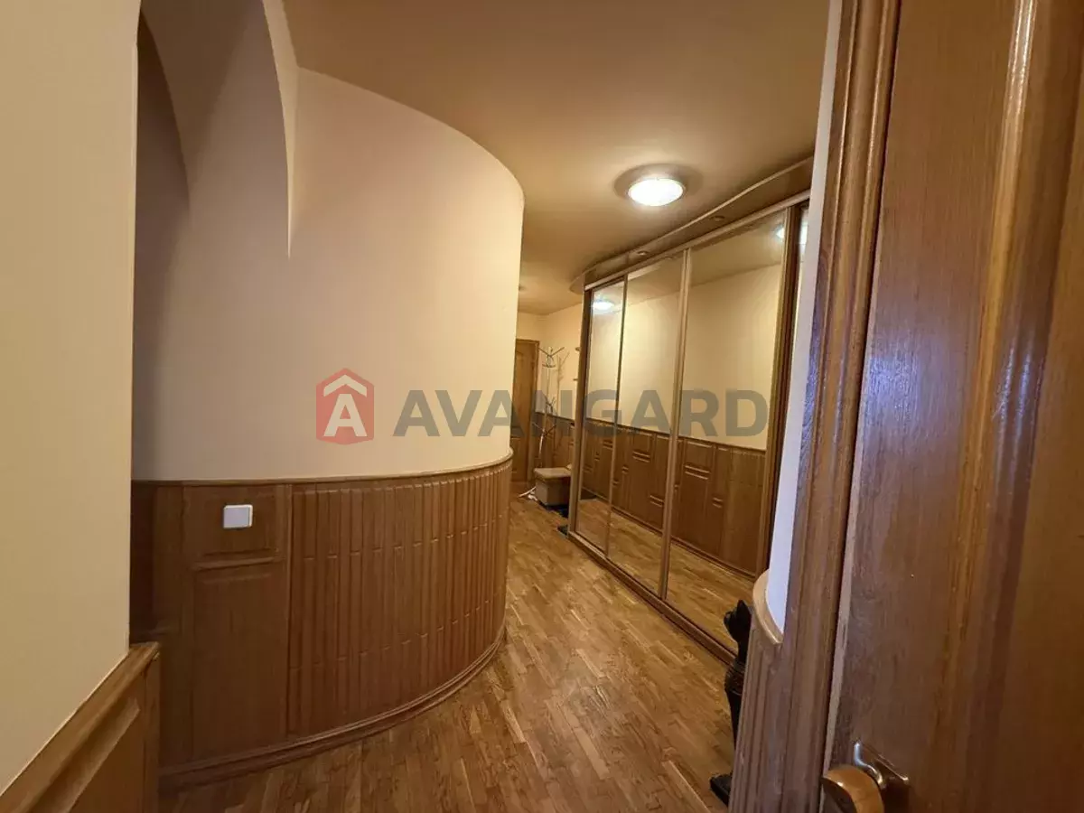 3 ��. ��������, 76/-/20 ��. �., 6/14 ������ ���� 13