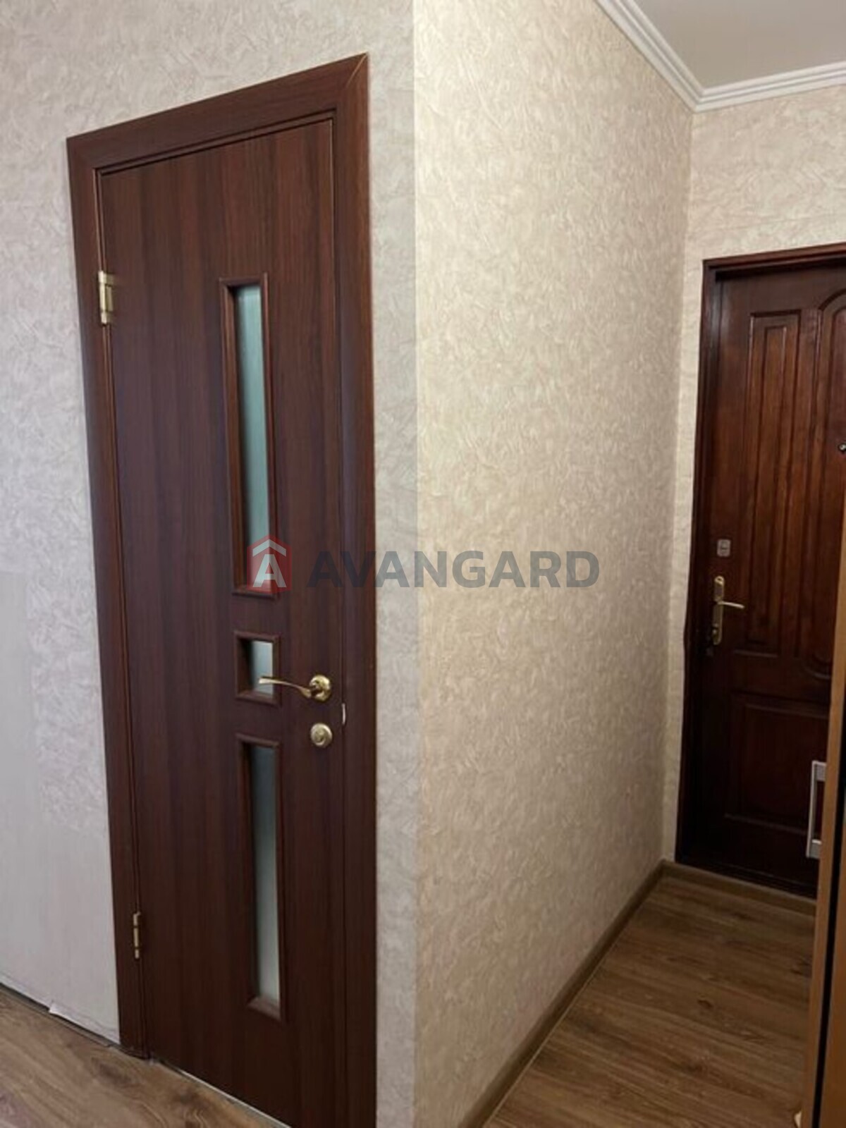 2 ��. ��������, 48/-/5 ��. �., 5/5 ������ ���� 10