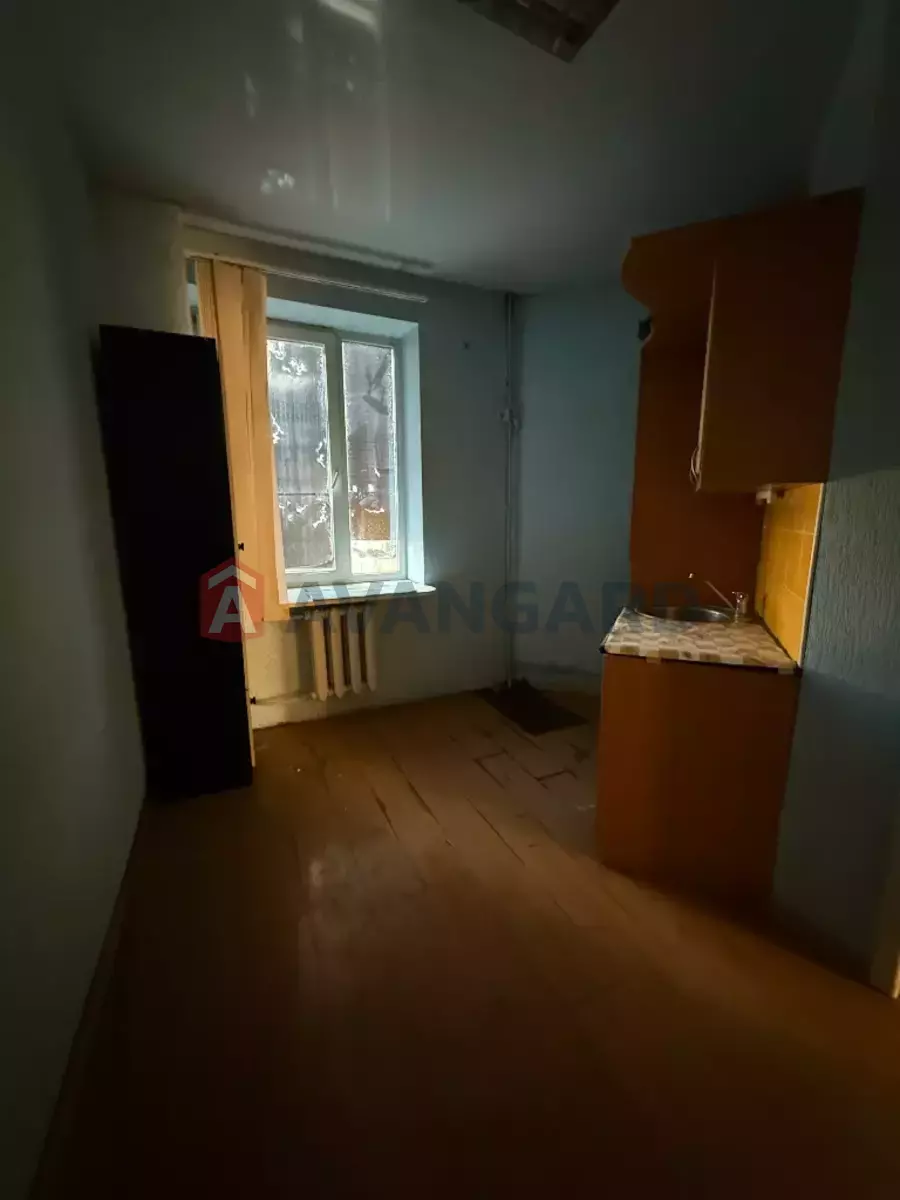 3 ����. ��������, 62/41/9 ��. �., 2/4 ���� ���� 10