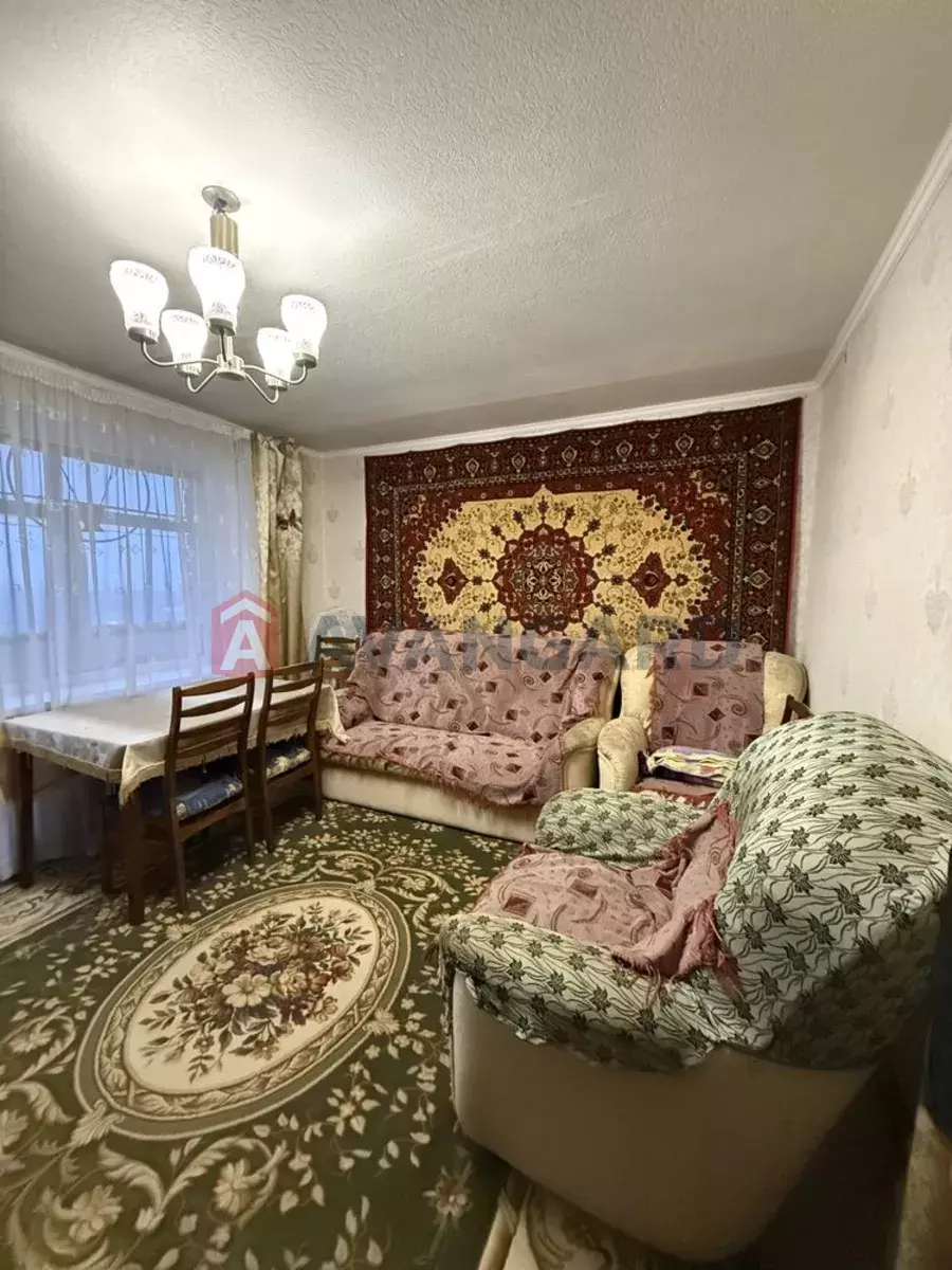 3 ����. ��������, 73/-/9 ��. �., 14/14 ���� ���� 8