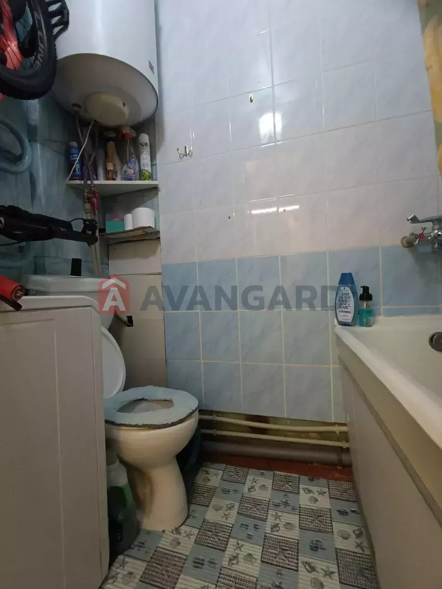 1 . , 22/-/5 . ., 8/9   9