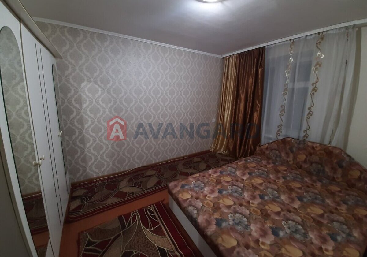 3 ����. ��������, 60/35/8 ��. �., 2/5 ���� ���� 13